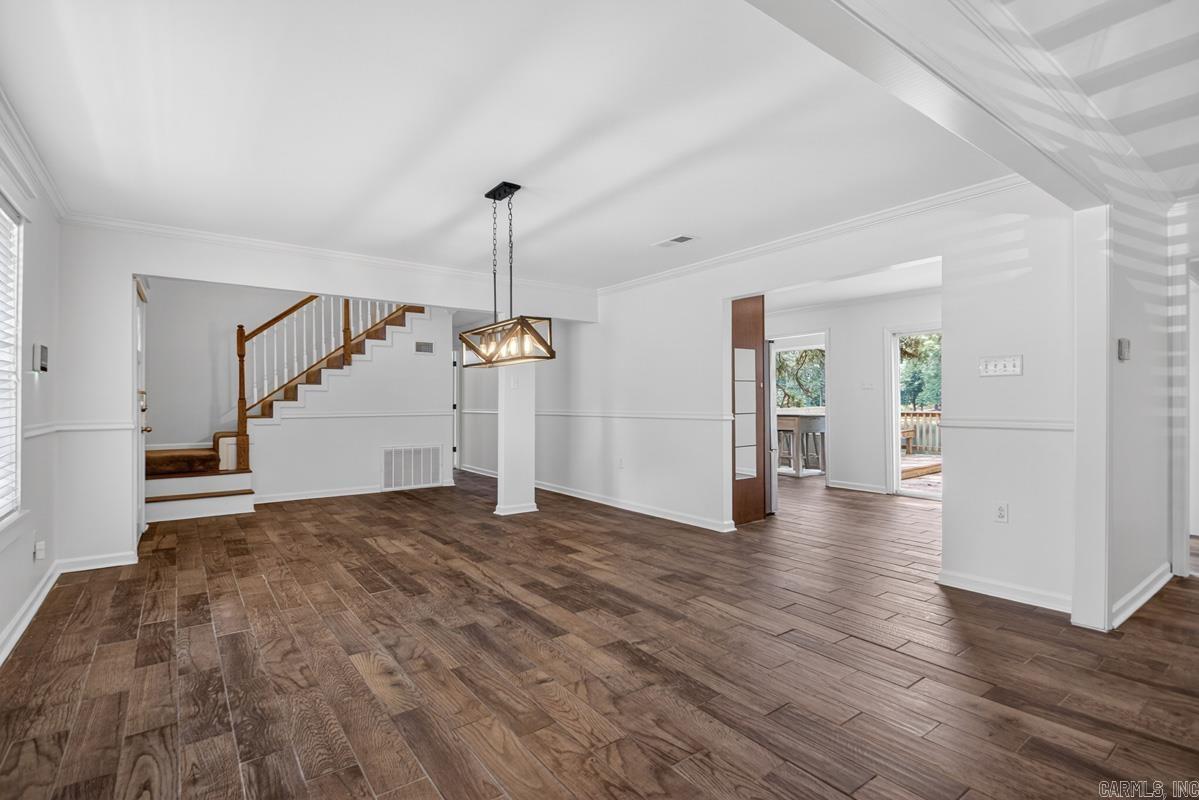 BLOOMFIELD HILLS - Residential