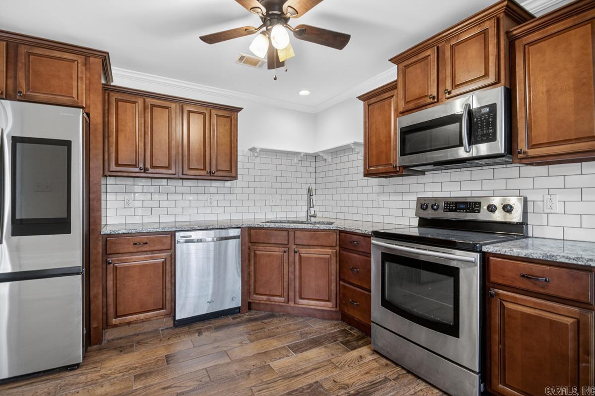 BLOOMFIELD HILLS - Residential