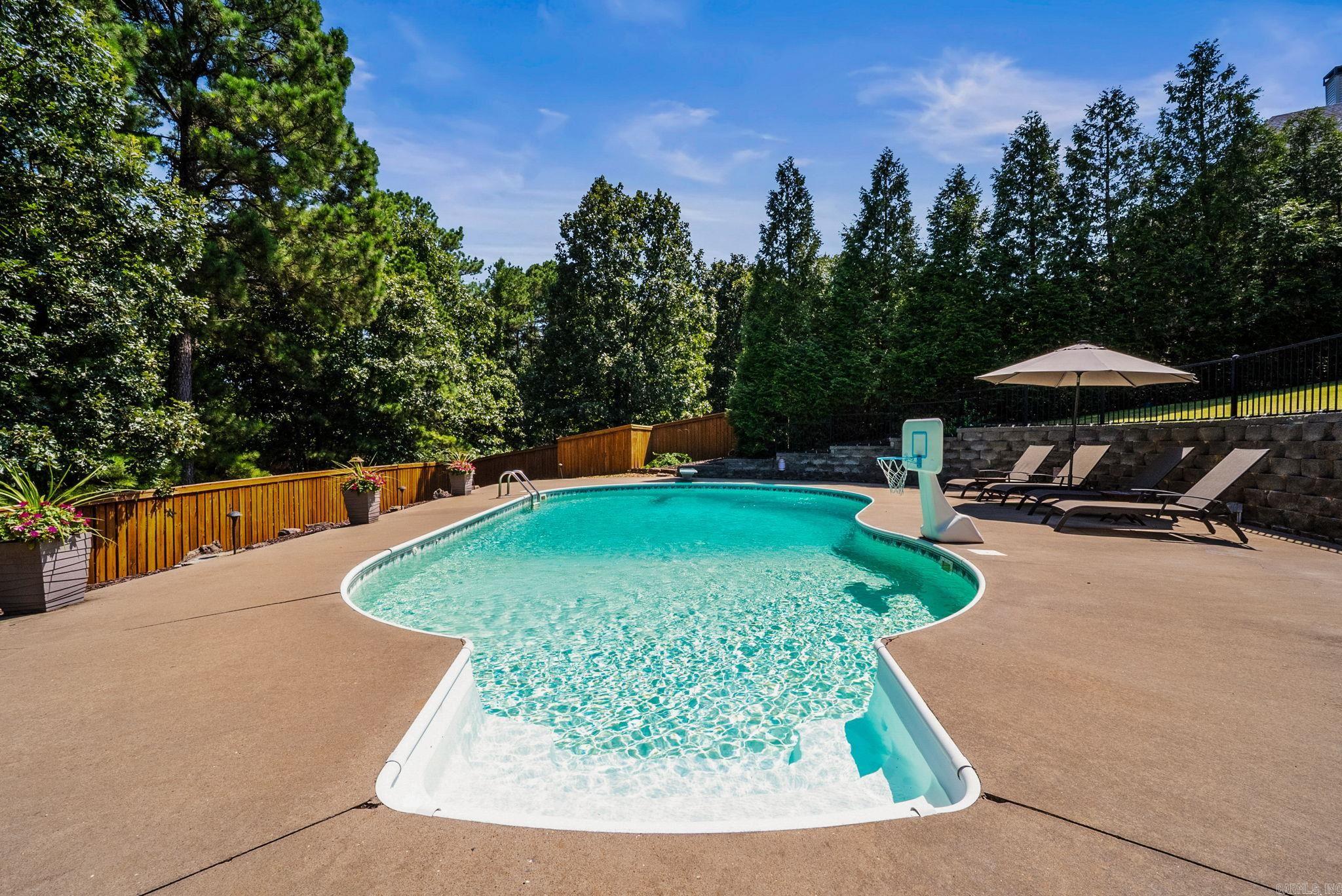 CHENAL VALLEY MARGEUAX - Residential