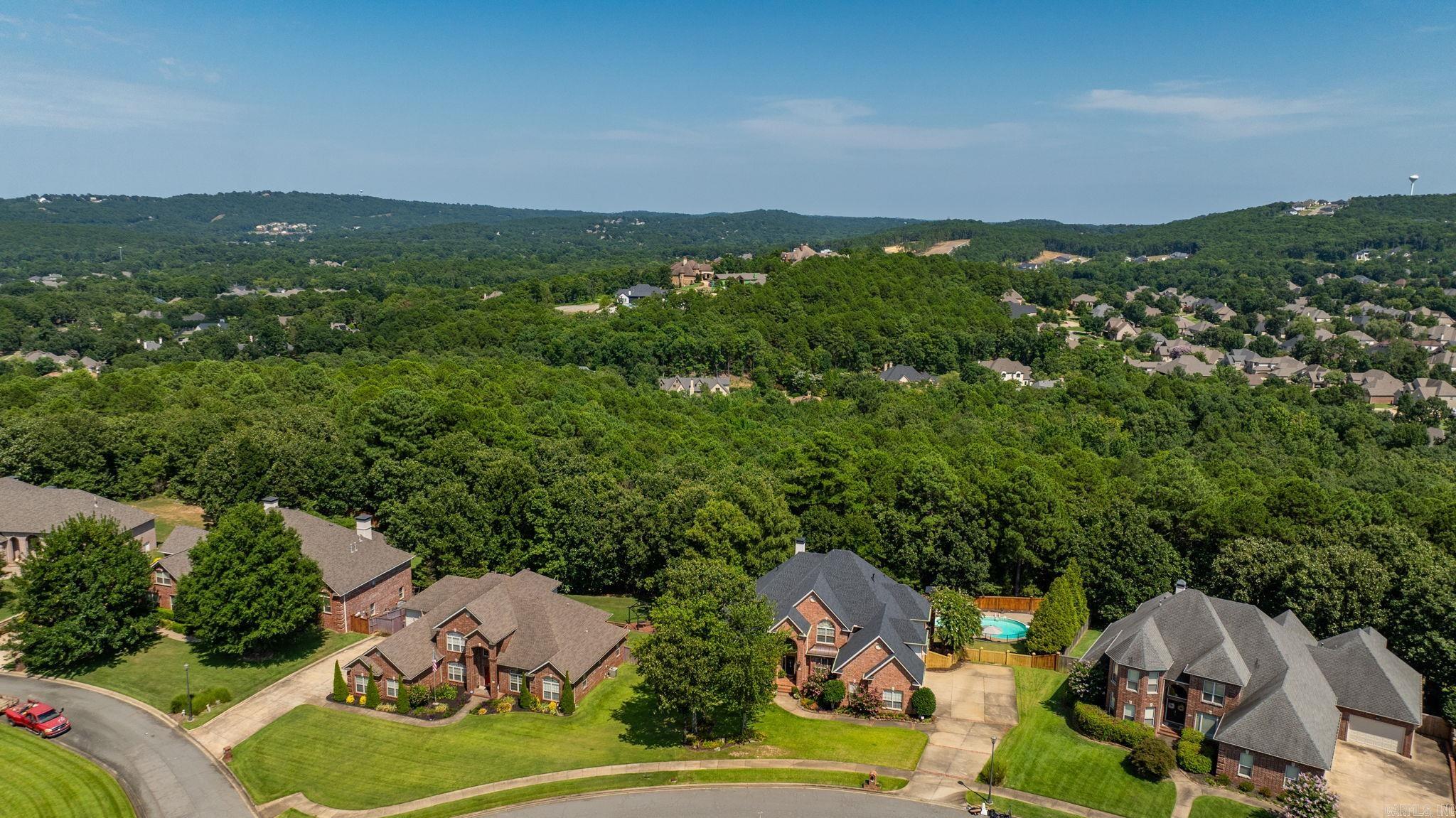 CHENAL VALLEY MARGEUAX - Residential