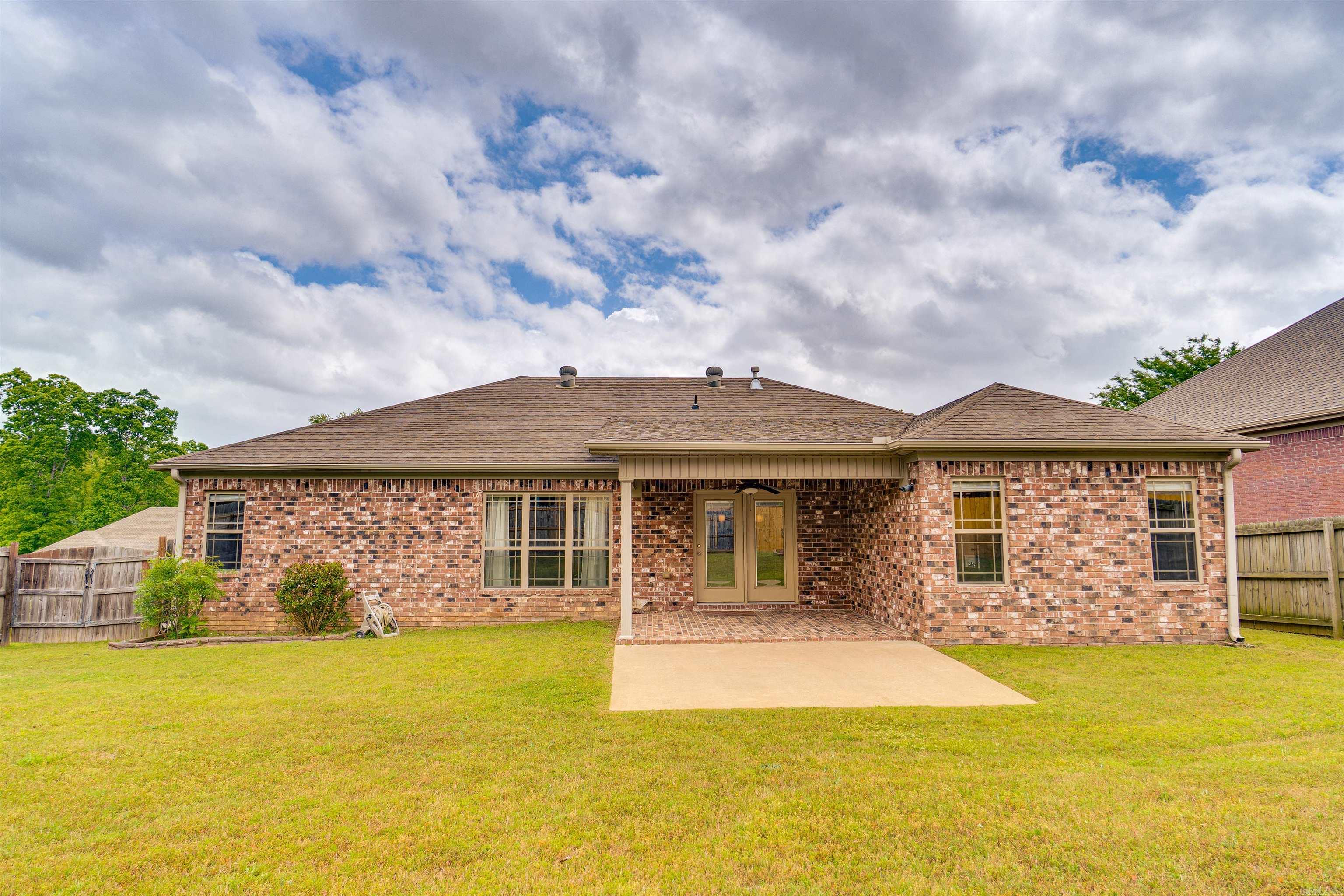 BASE MEADOWS ADDN - Residential