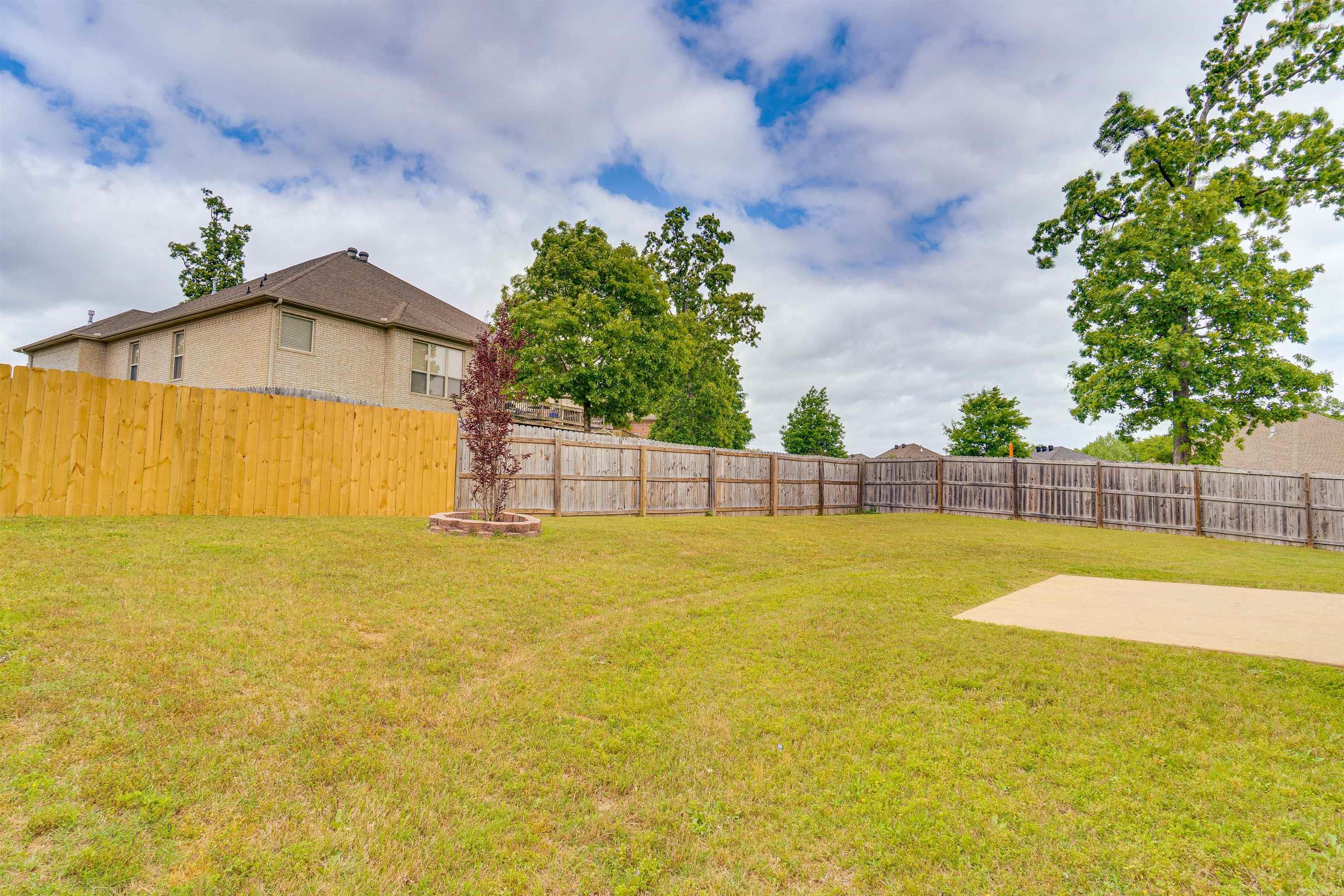 BASE MEADOWS ADDN - Residential
