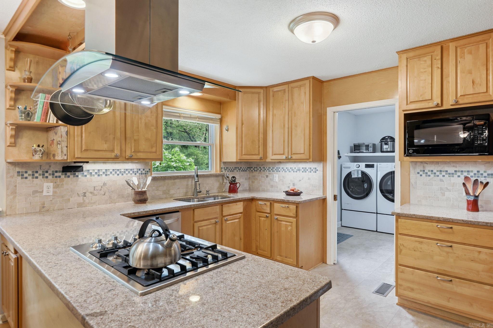 LAKEWOOD - Residential