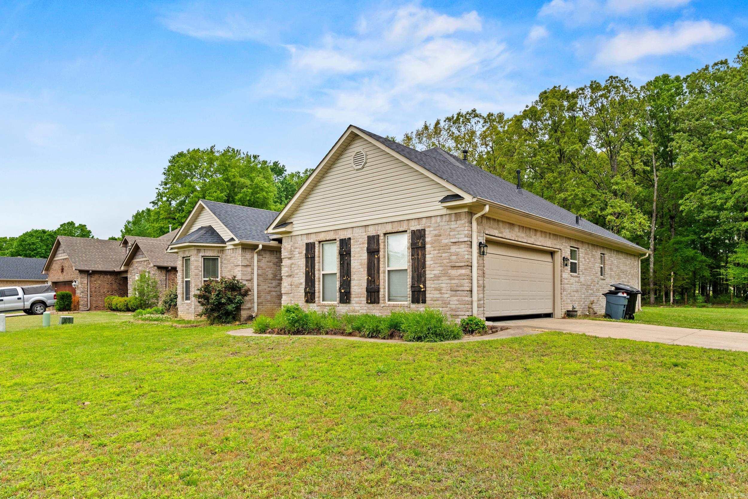 BRENTWOOD - Residential