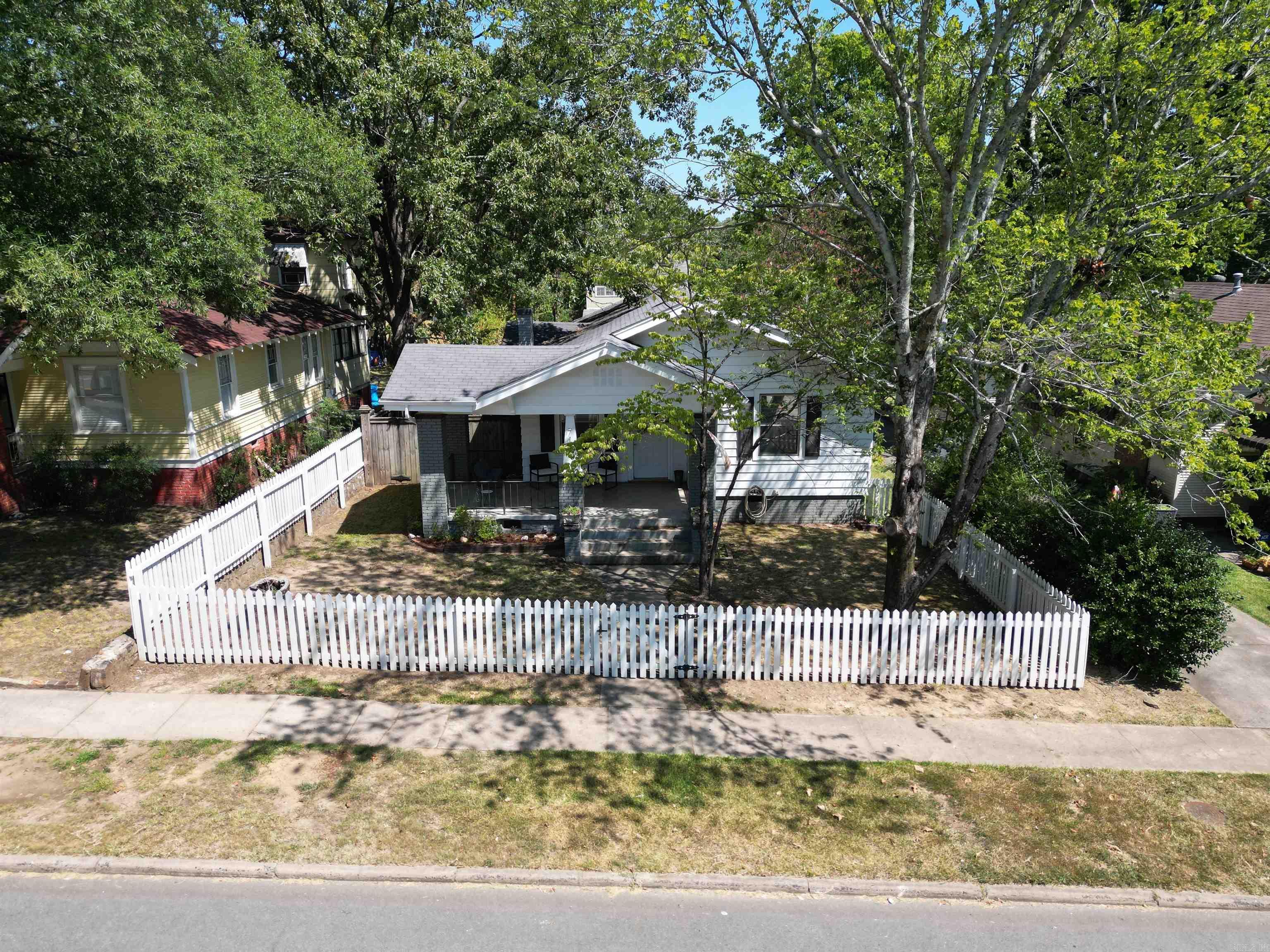 PULASKI HEIGHTS - Residential