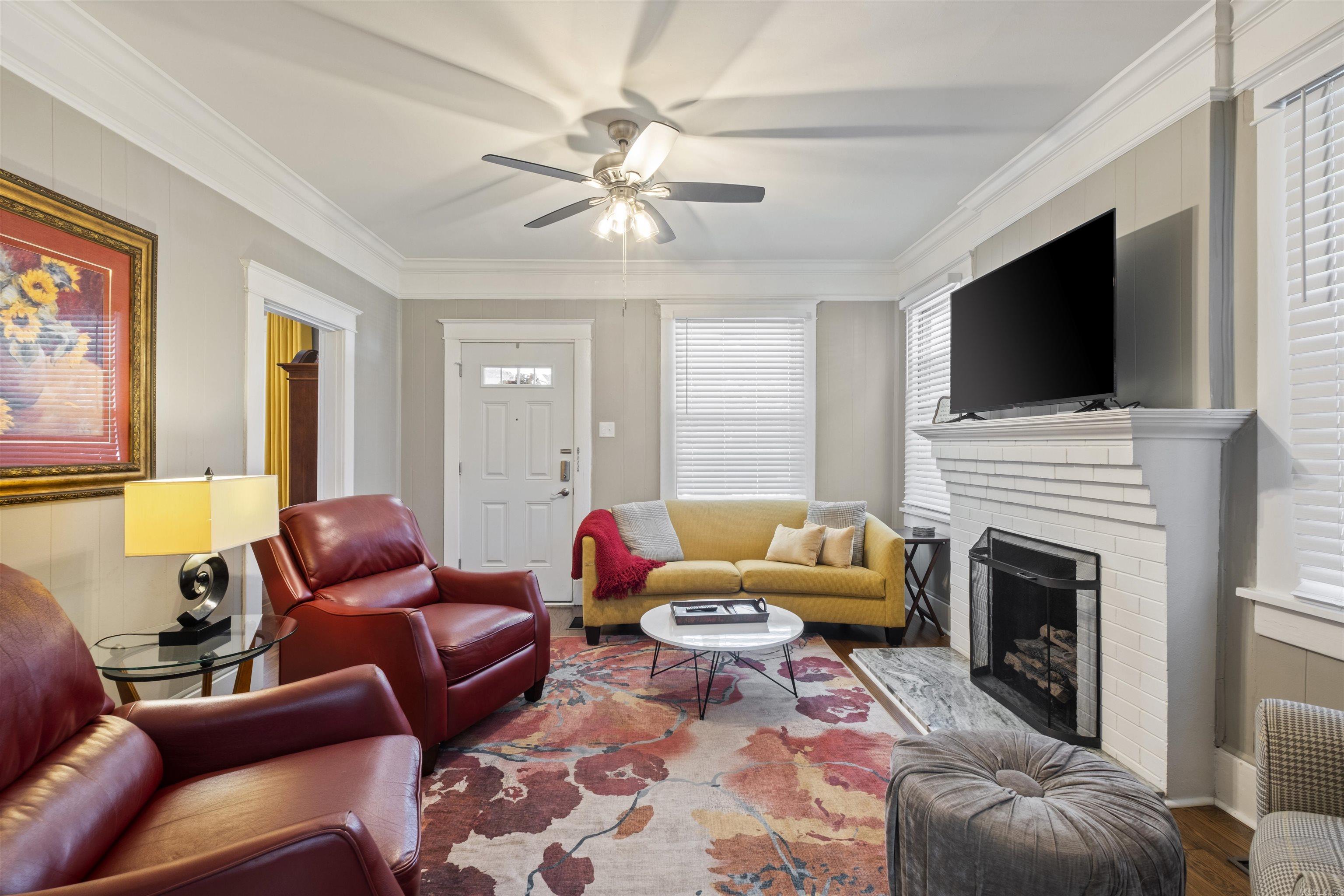 PULASKI HEIGHTS - Residential
