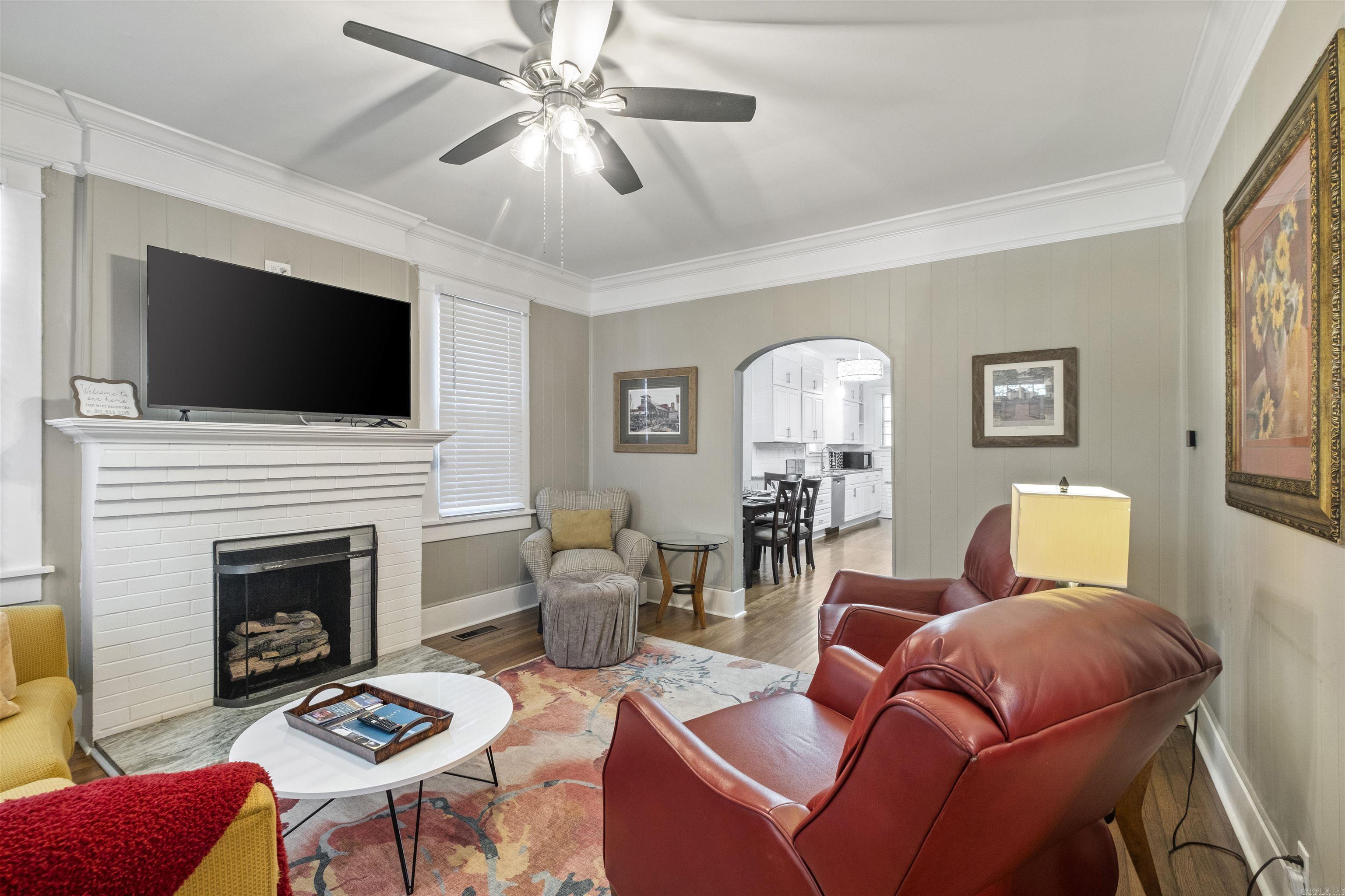 PULASKI HEIGHTS - Residential