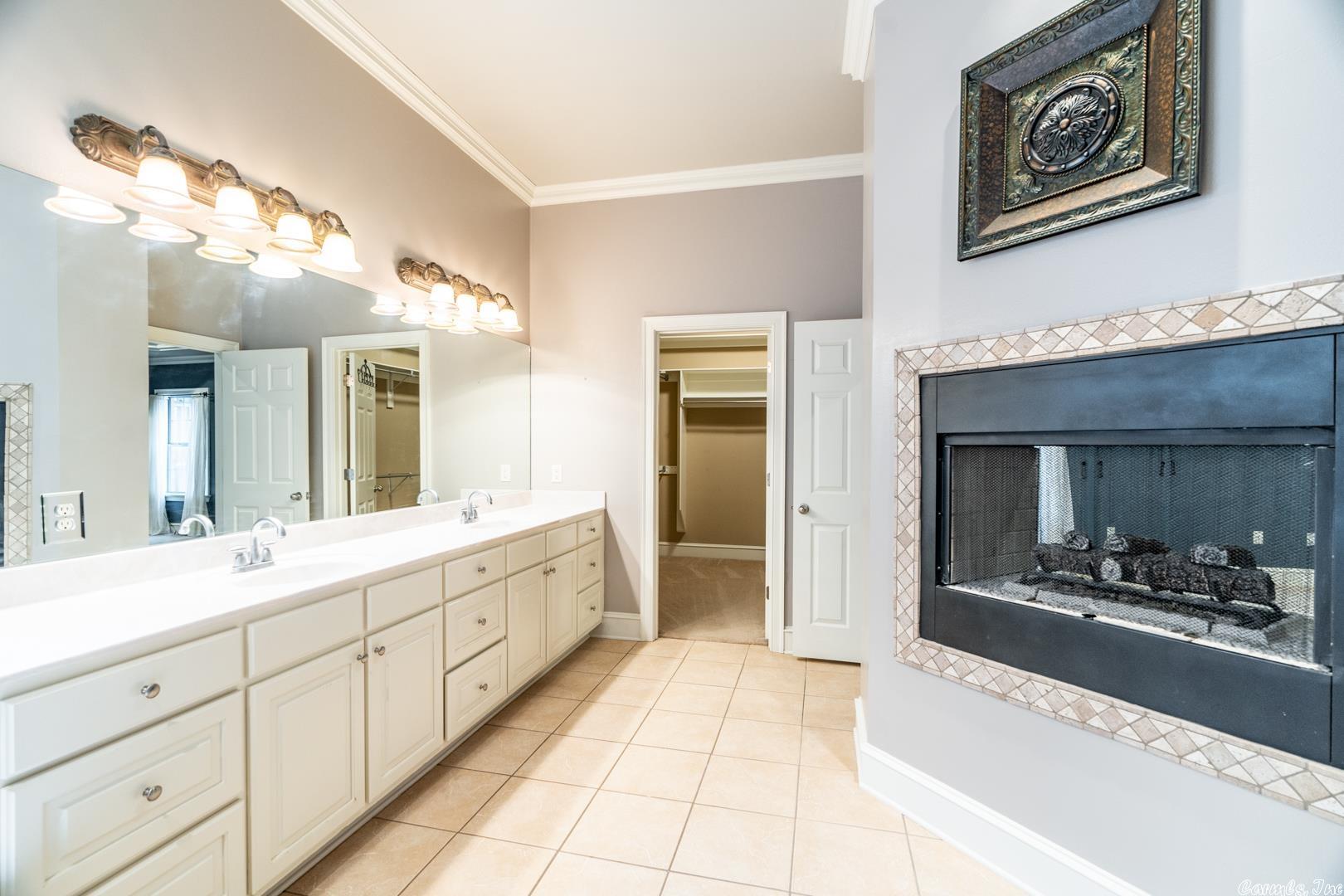 CARRIAGE CREEK - Residential