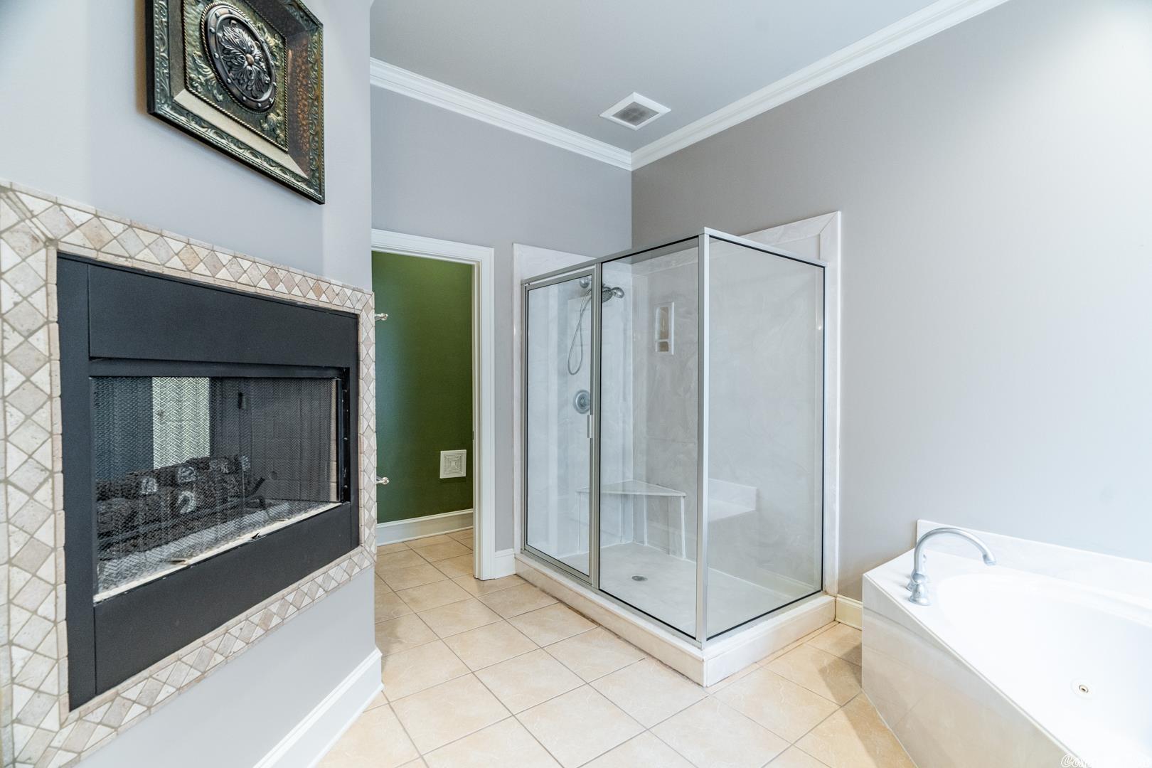 CARRIAGE CREEK - Residential