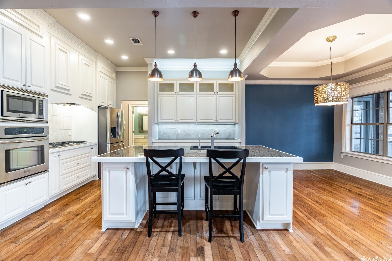 CARRIAGE CREEK - Residential
