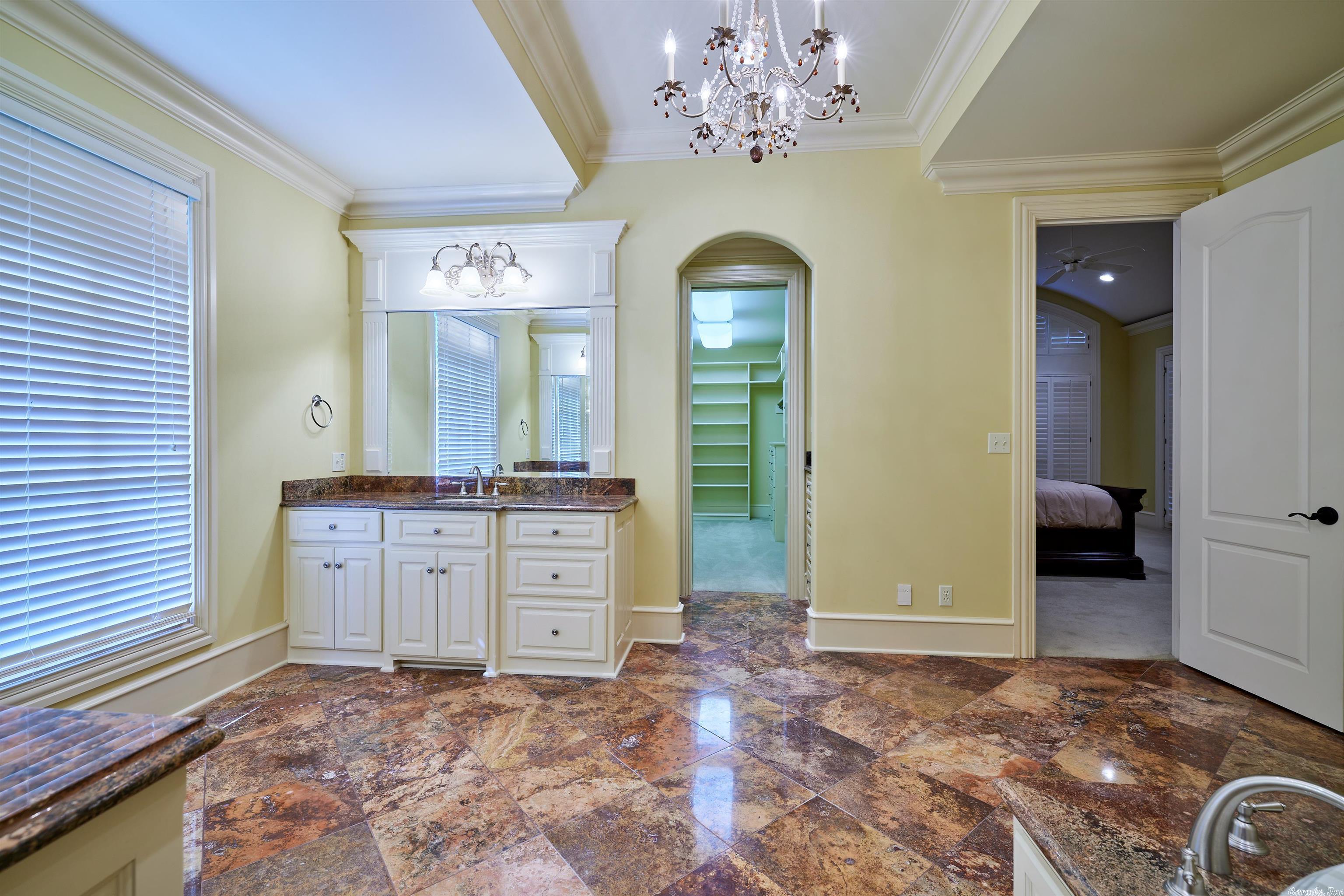 CHENAL VALLEY SOLOGNE CIRCLE - Residential