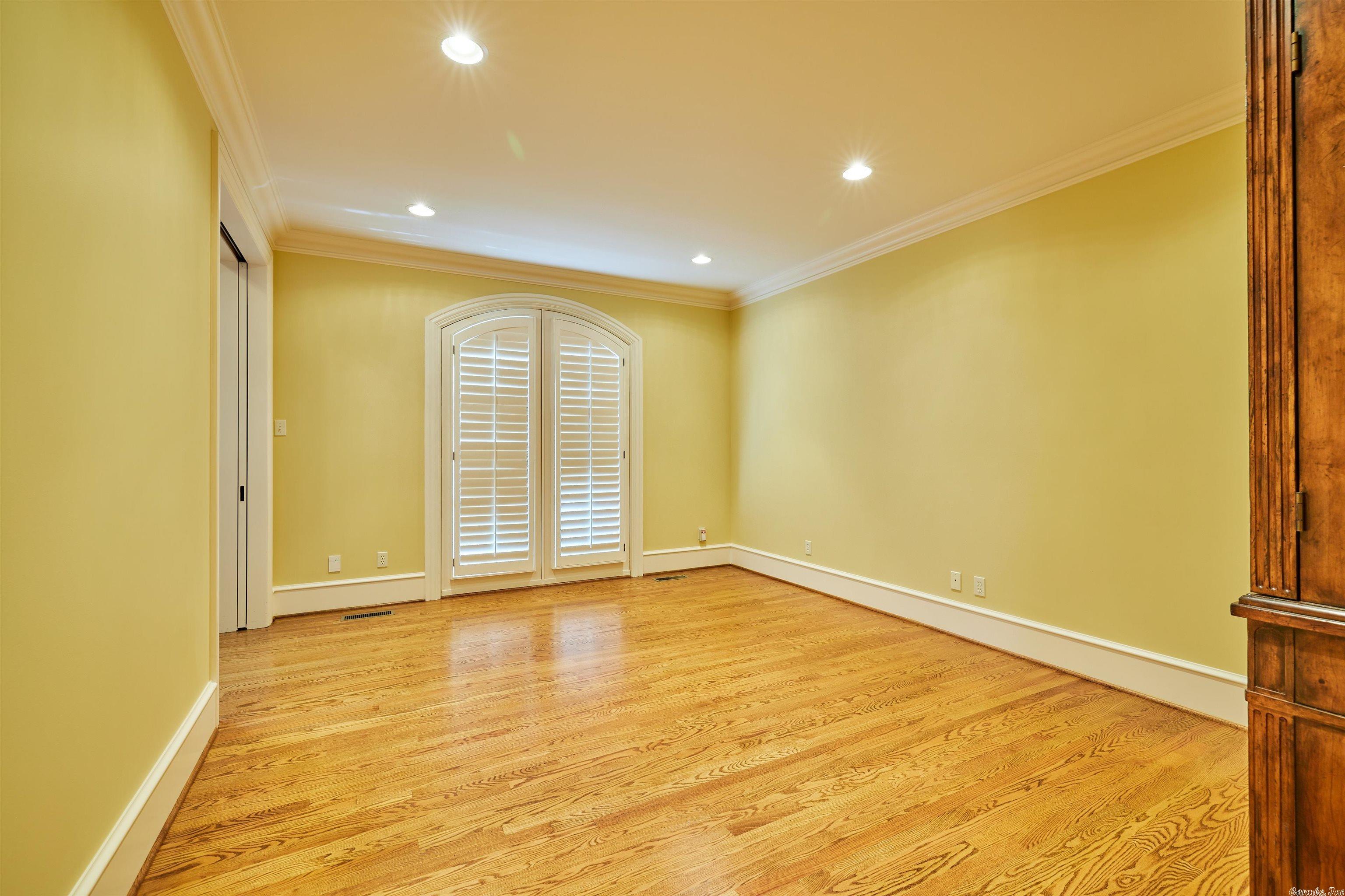 CHENAL VALLEY SOLOGNE CIRCLE - Residential