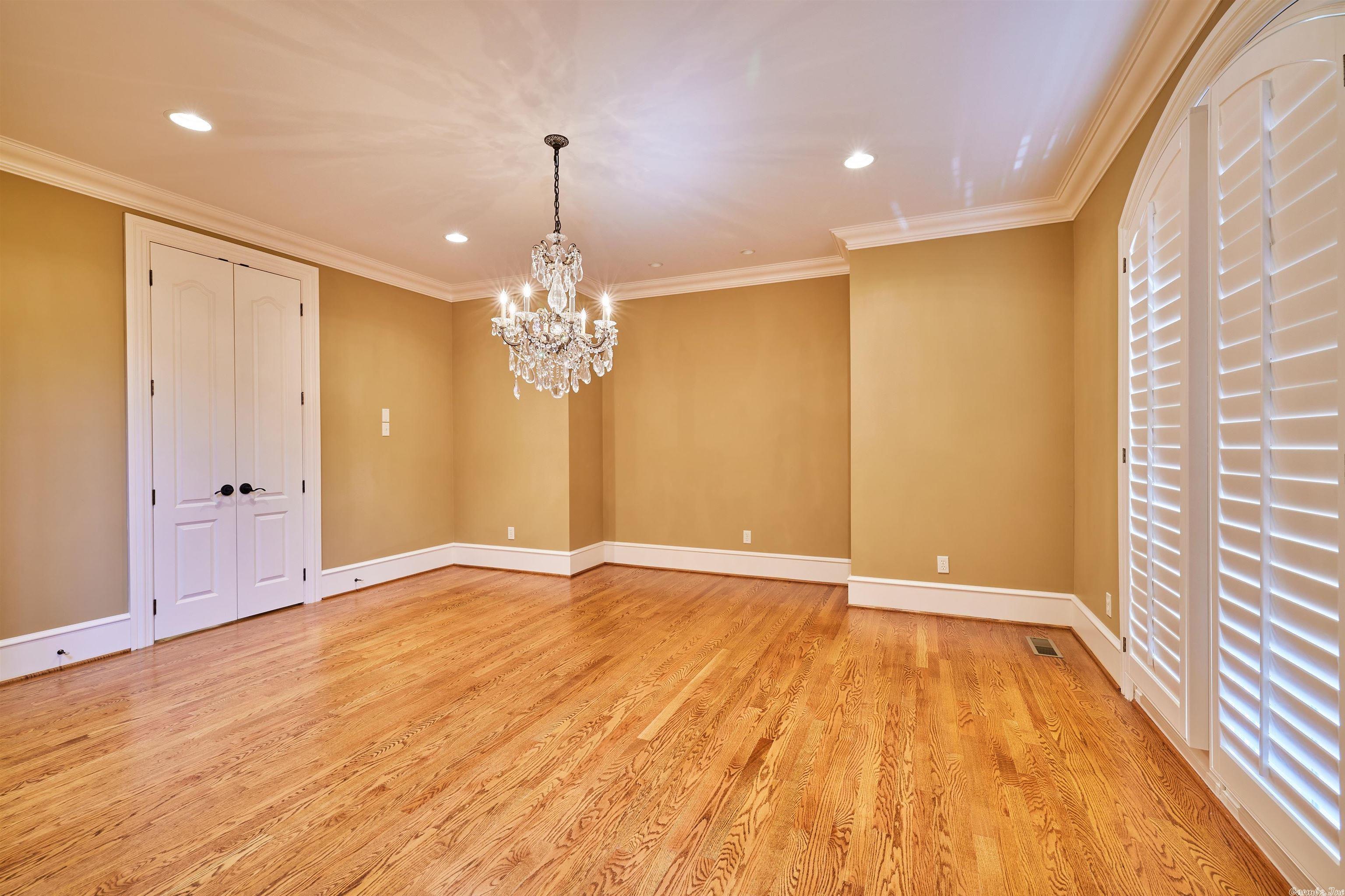 CHENAL VALLEY SOLOGNE CIRCLE - Residential