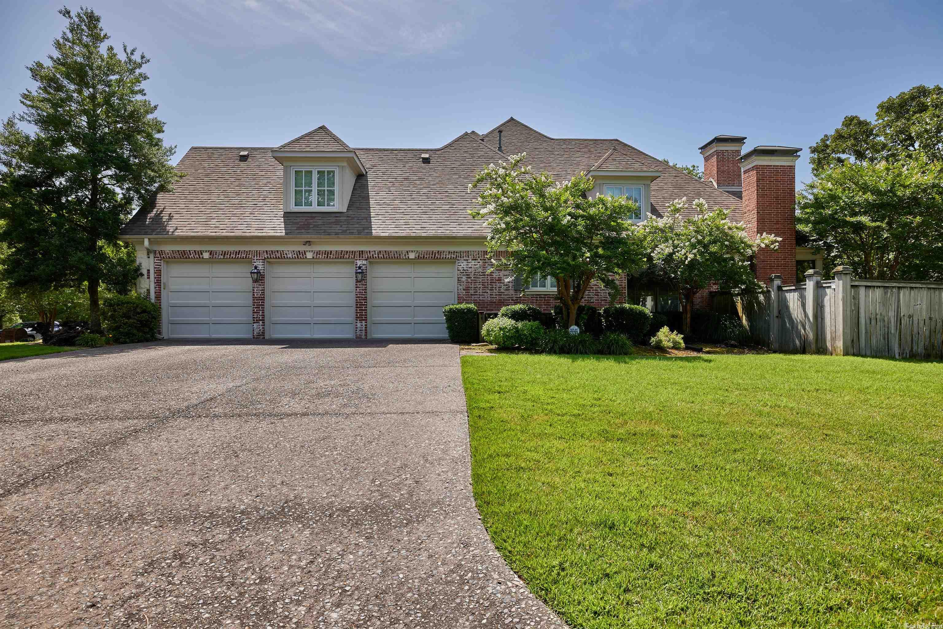 CHENAL VALLEY SOLOGNE CIRCLE - Residential