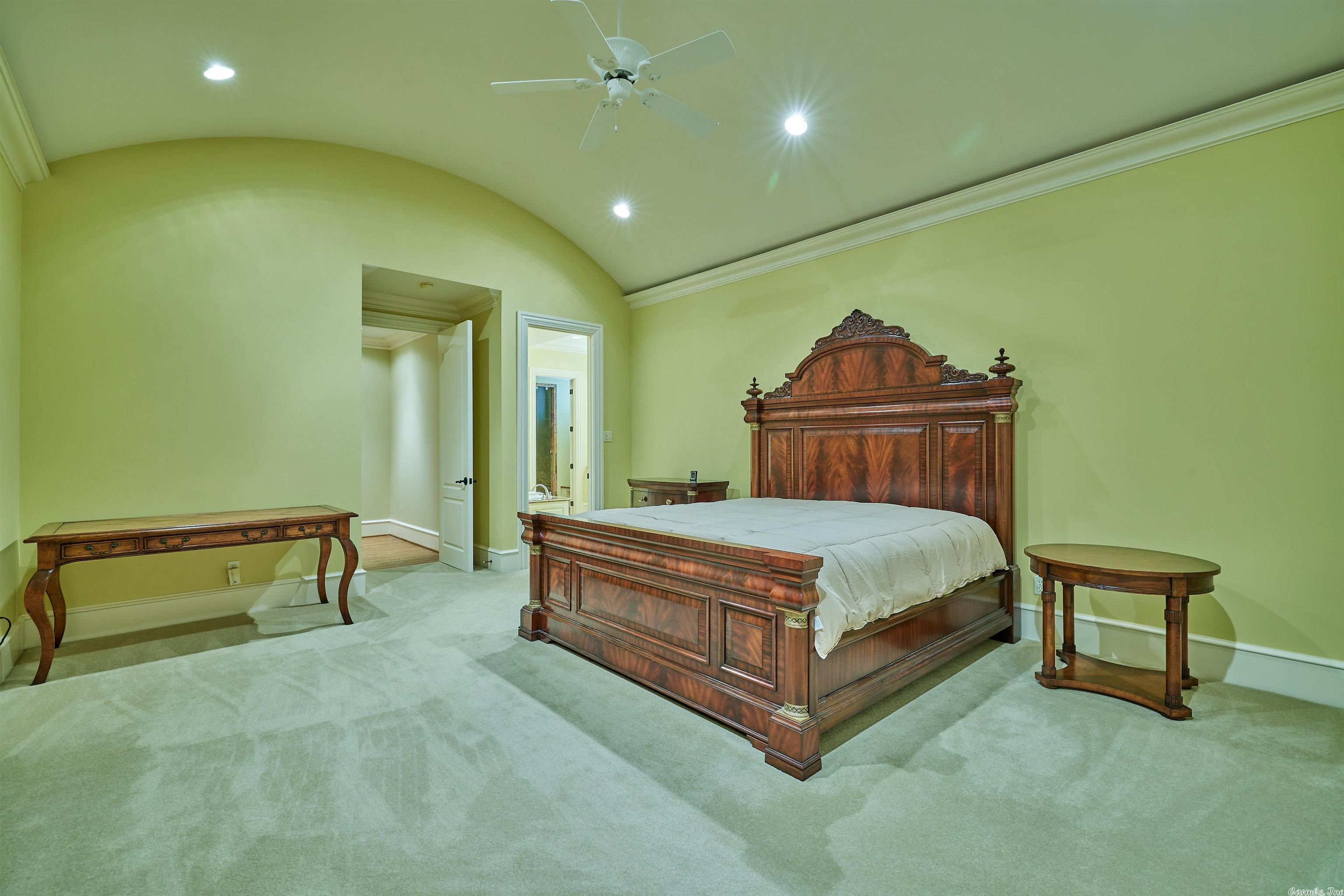 CHENAL VALLEY SOLOGNE CIRCLE - Residential