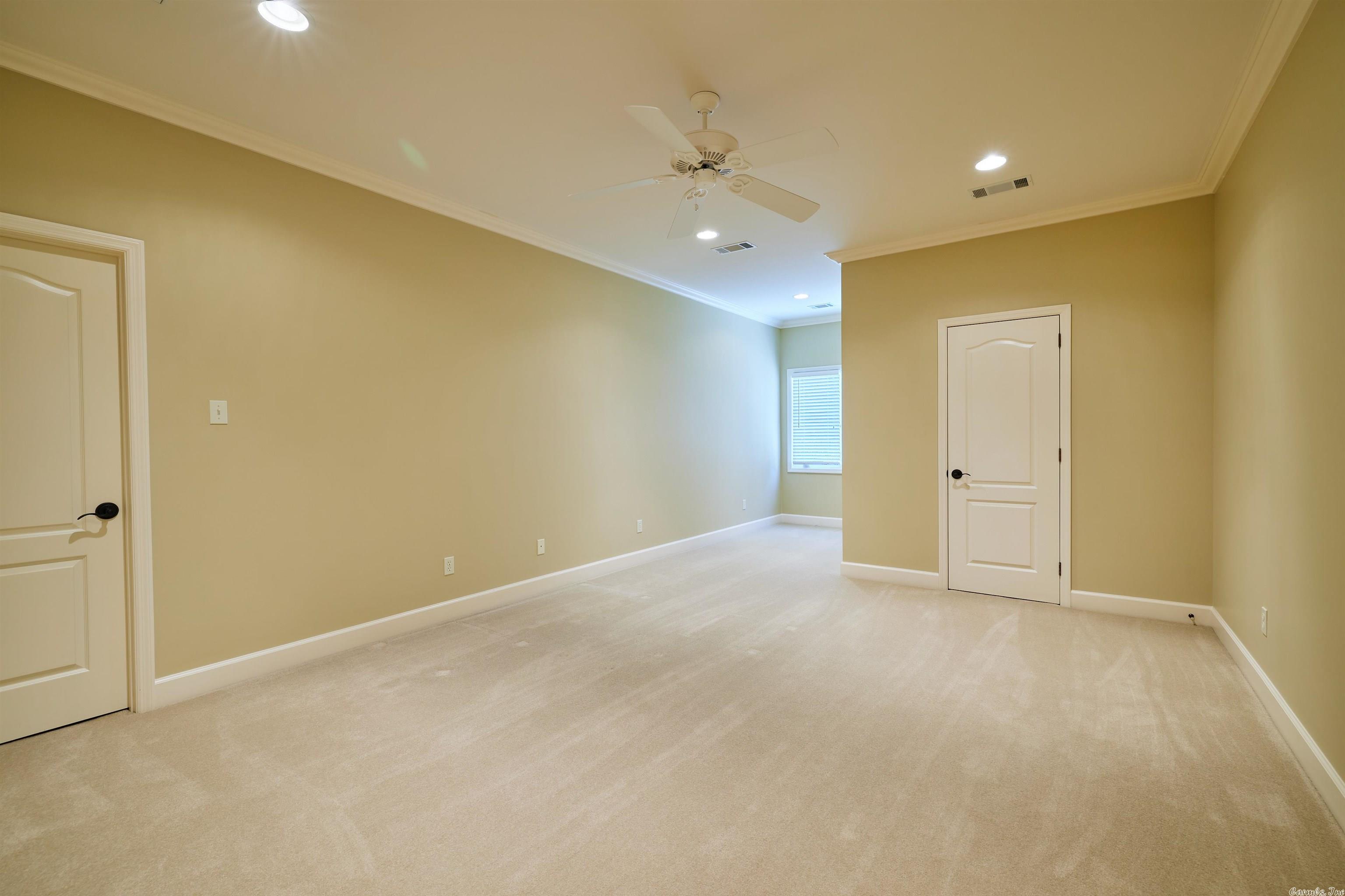CHENAL VALLEY SOLOGNE CIRCLE - Residential
