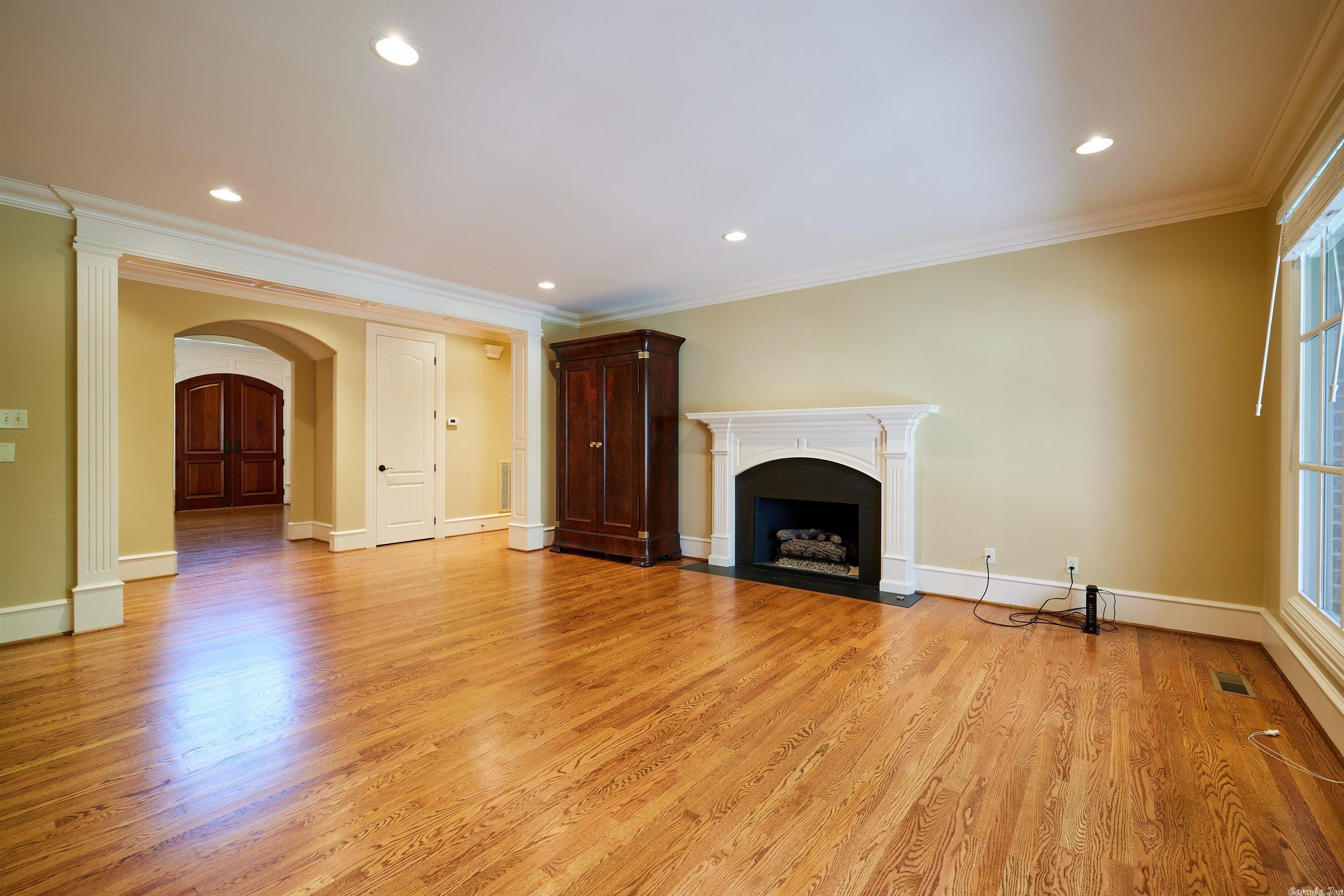CHENAL VALLEY SOLOGNE CIRCLE - Residential