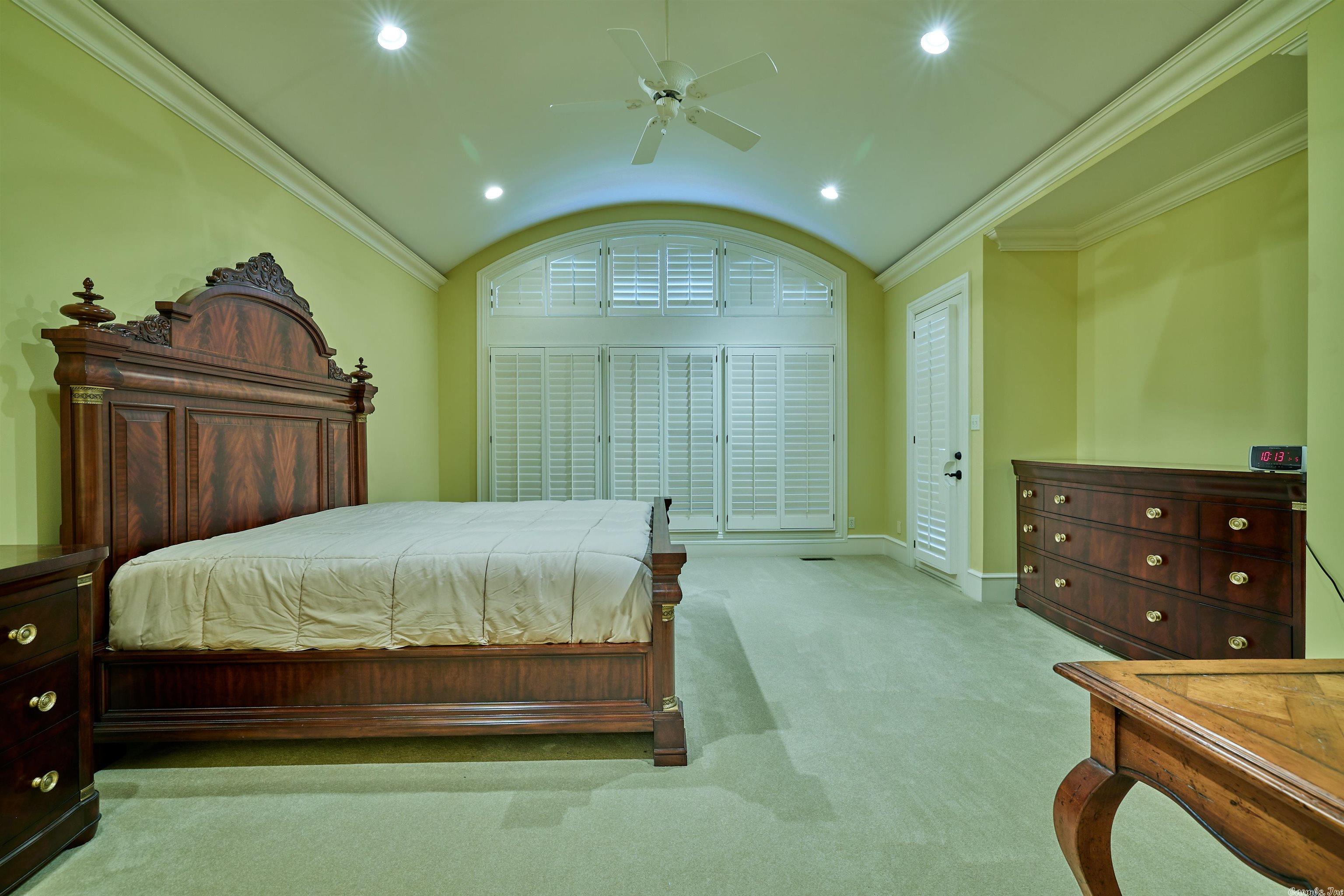CHENAL VALLEY SOLOGNE CIRCLE - Residential