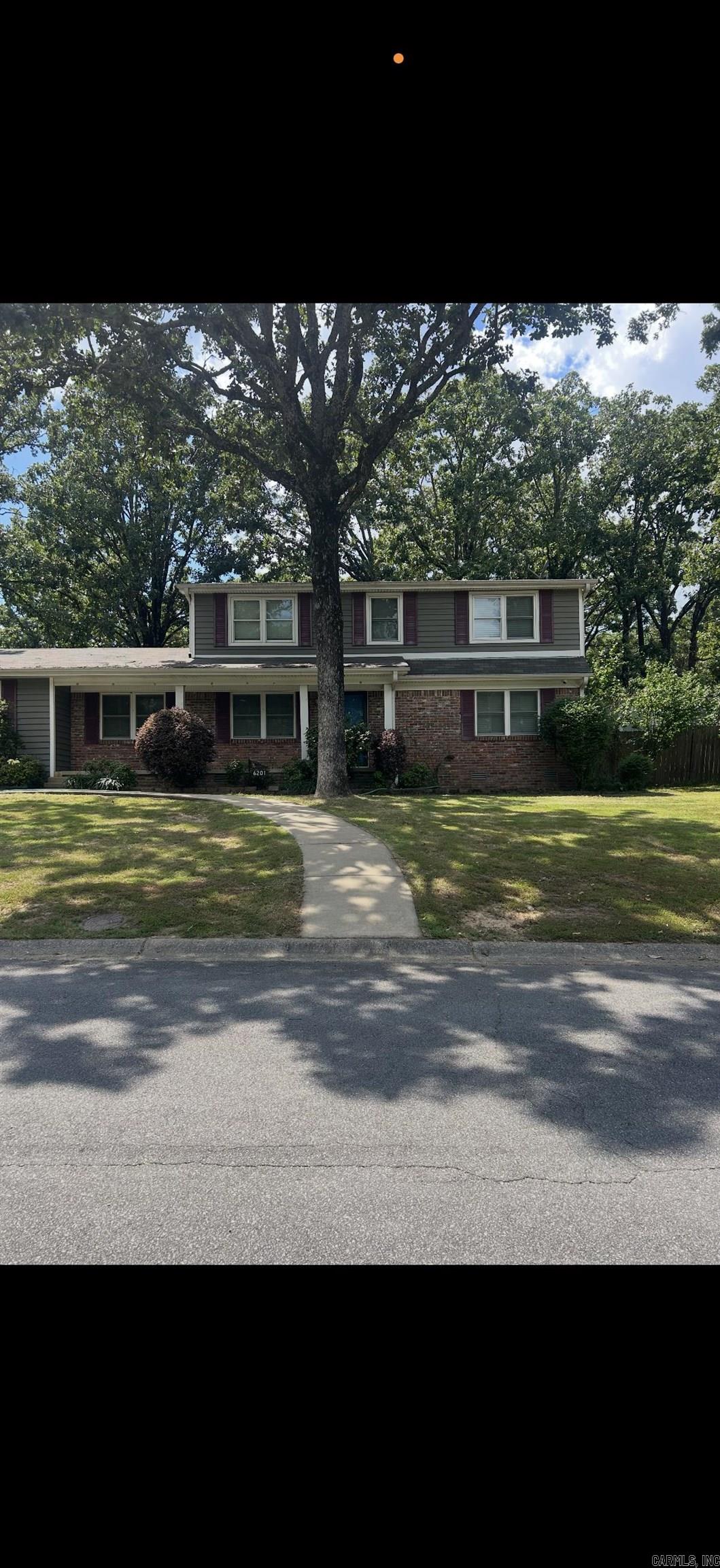 Indian Hills Estates - Residential Lease