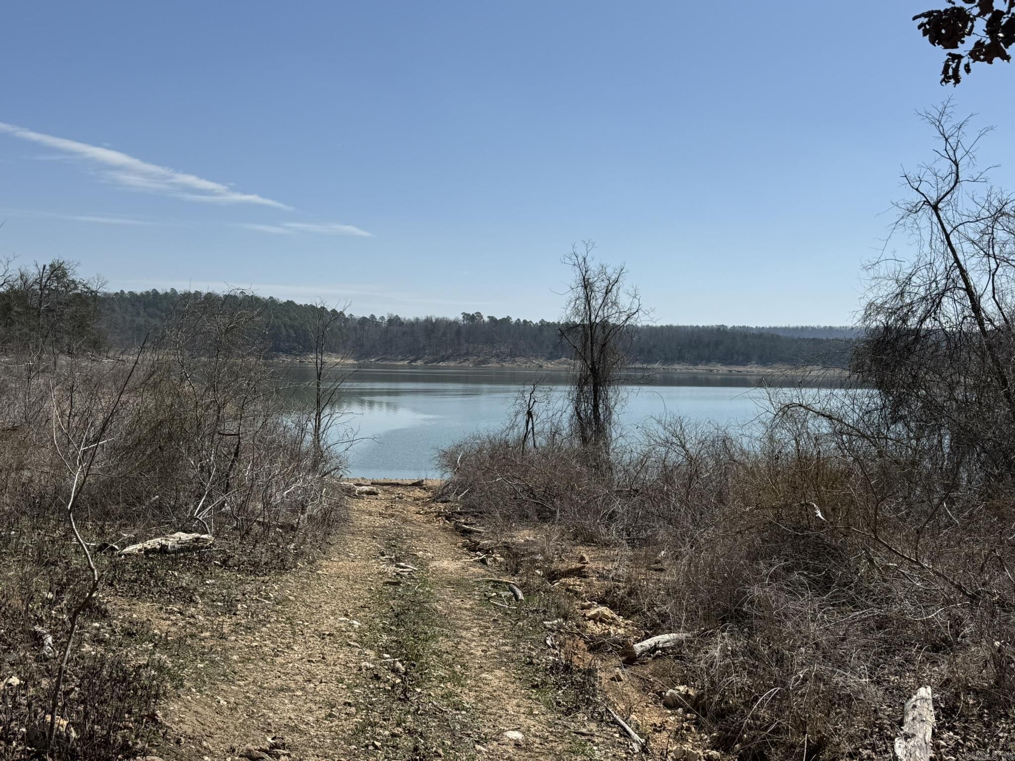 COMSTOCK COVE - Land
