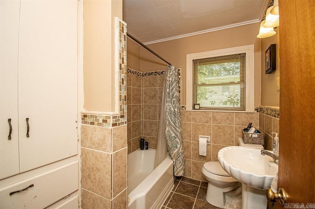 BODENHAMER HEIGHTS - Residential