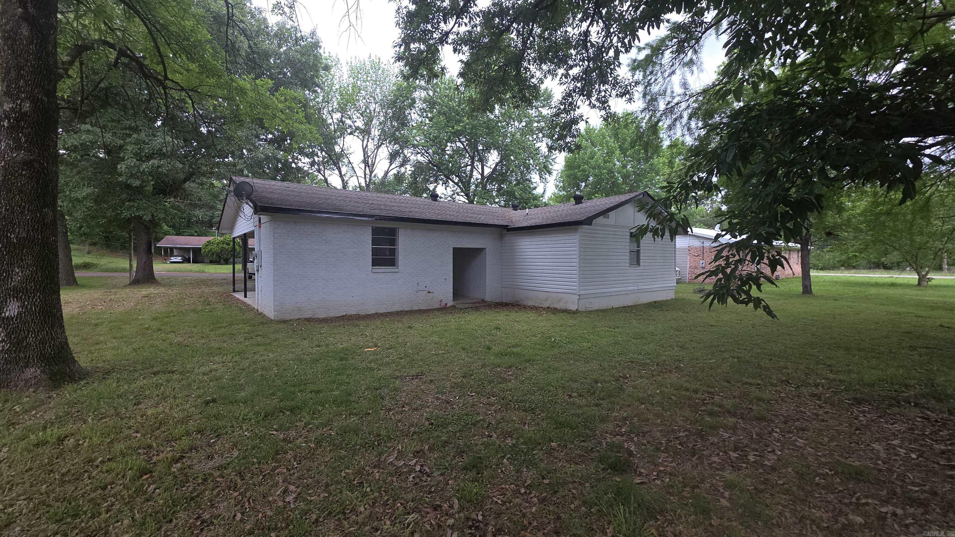 DUTCH CREEK BLDRS II DANVILLE - Residential