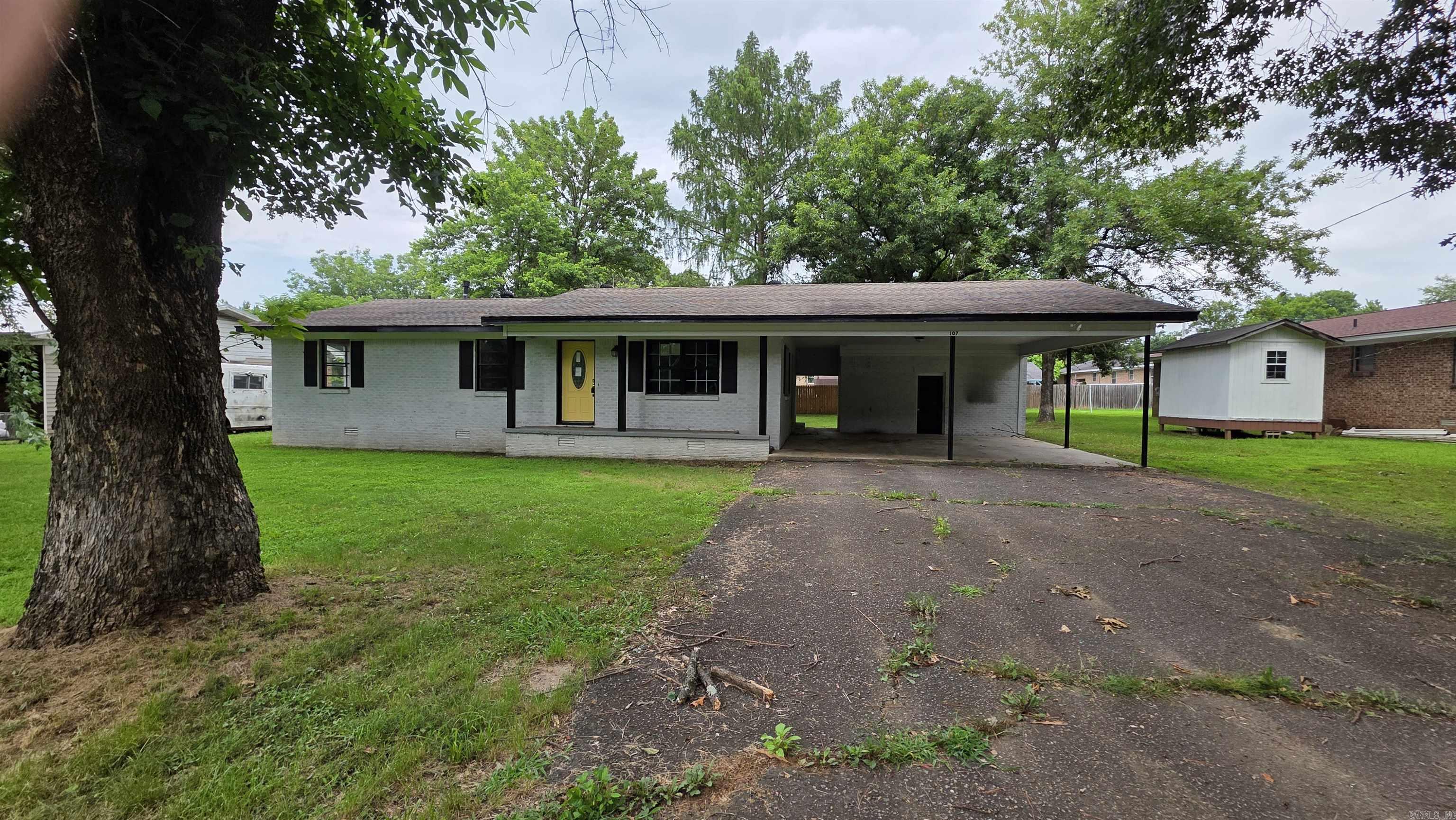 Discover the potential at 107 Mountain ST, Danville, Arkansas. This single-family residence, has a comfortable 1540 square feet in a vibrant, welcoming community. This home provides ample living space, offering flexibility for family, guests, or dedicated office areas. Complementing these are two full bathrooms with step in showers, ensuring comfort and convenience for all residents. Imagine the possibilities within this property. Schedule your private viewing today to experience its unique charm firsthand.