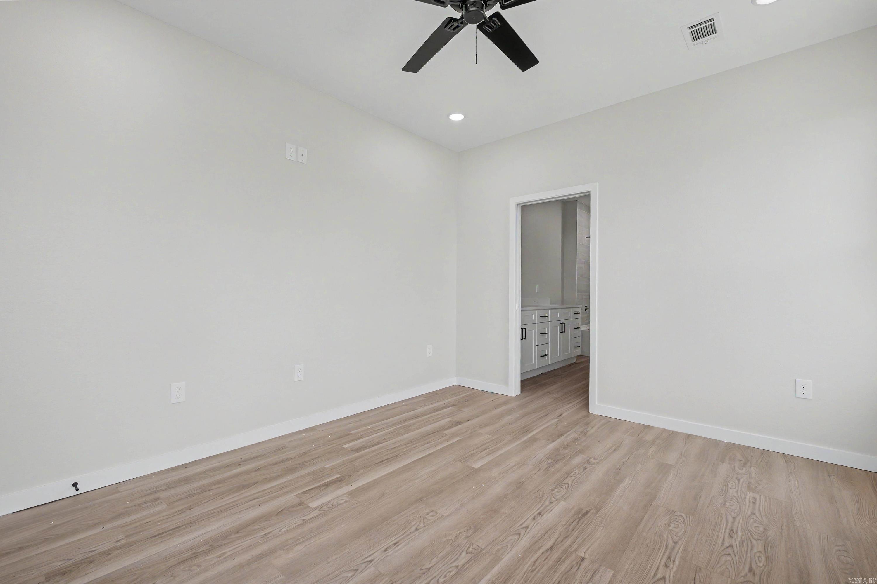 WALNUT VALLEY - Residential