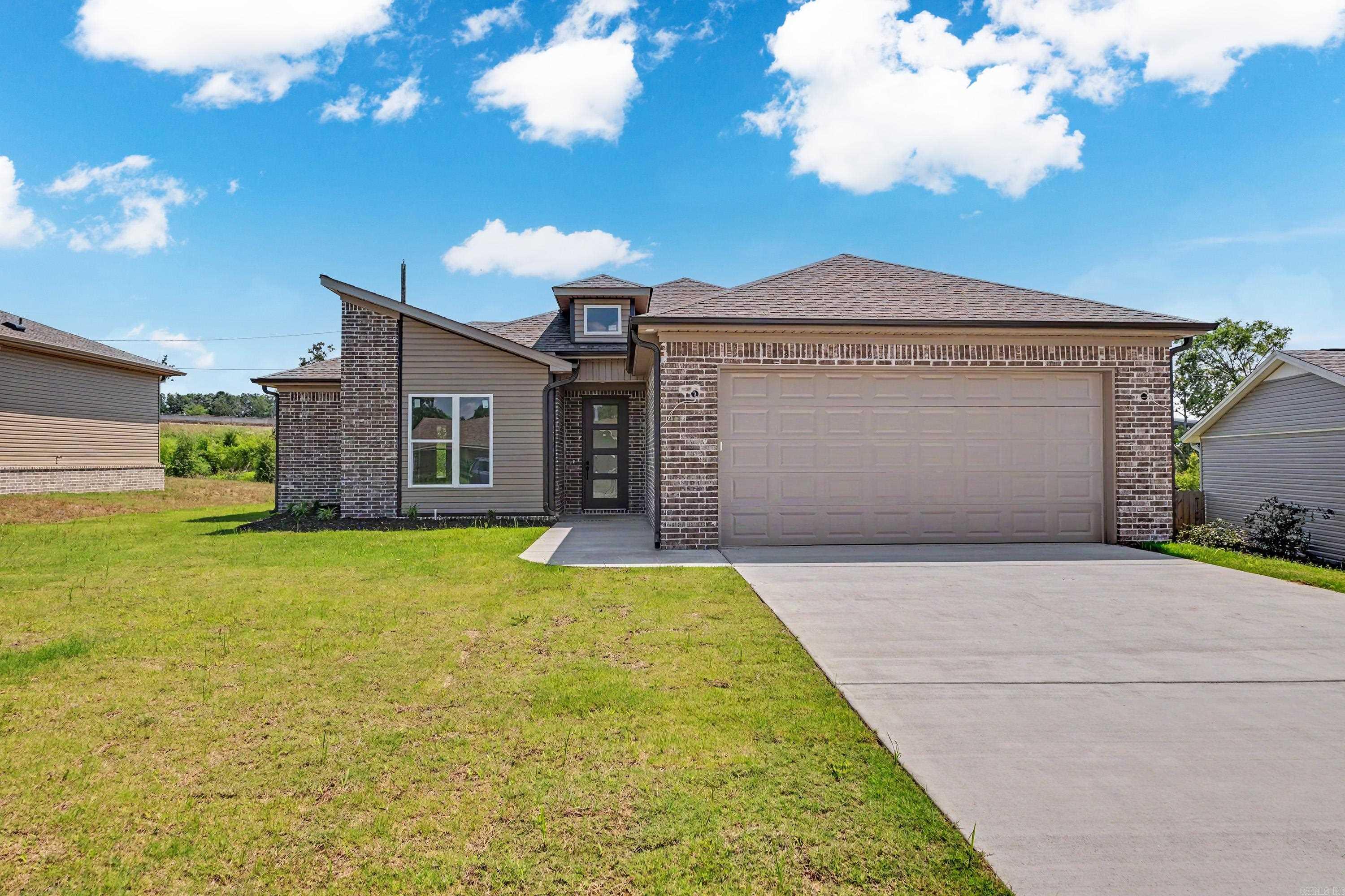 WALNUT VALLEY - Residential