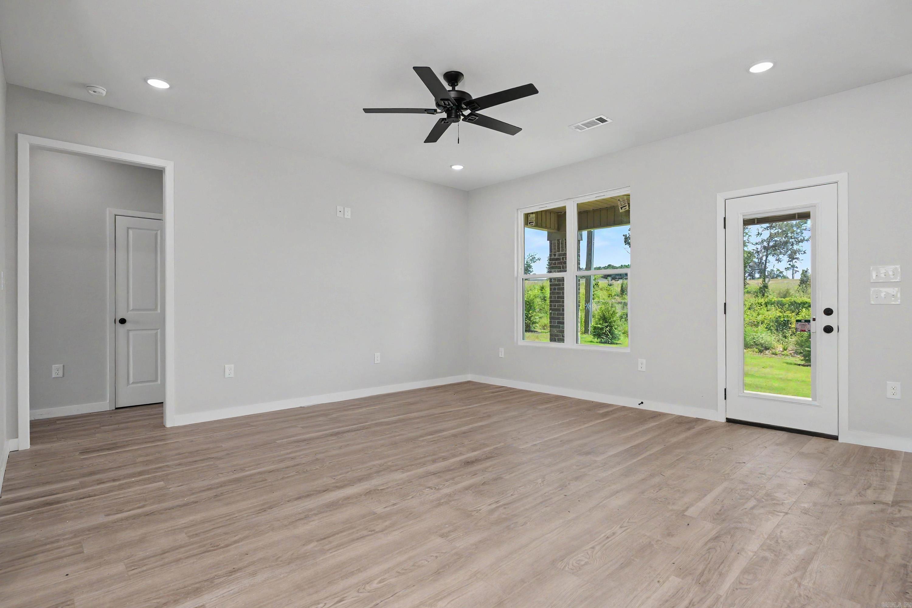 WALNUT VALLEY - Residential