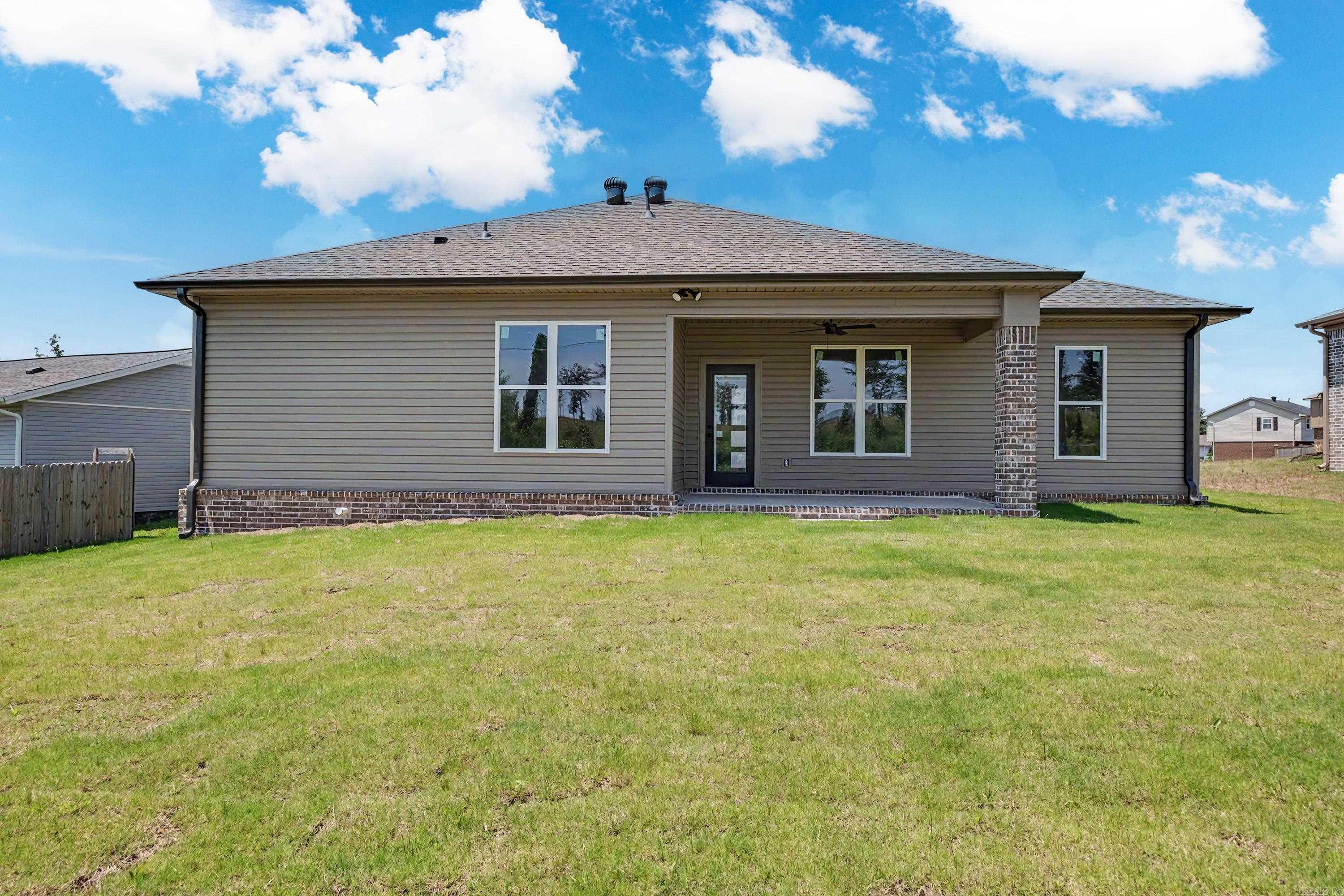 WALNUT VALLEY - Residential