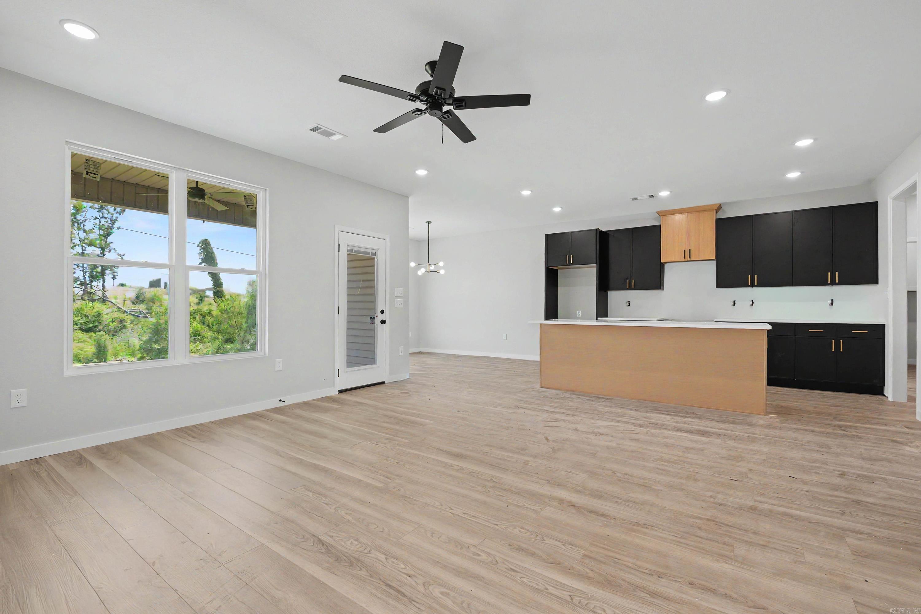 WALNUT VALLEY - Residential