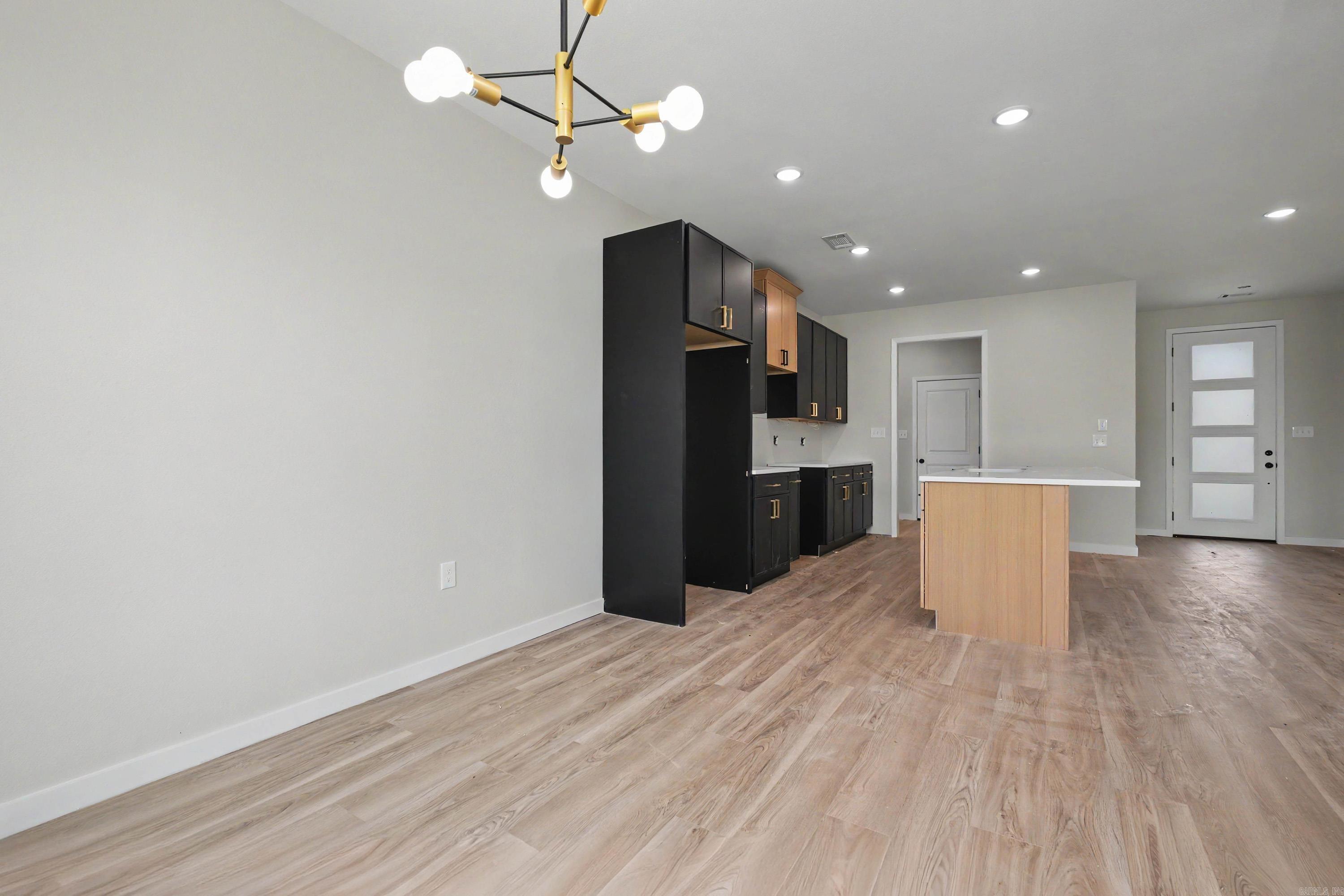 WALNUT VALLEY - Residential