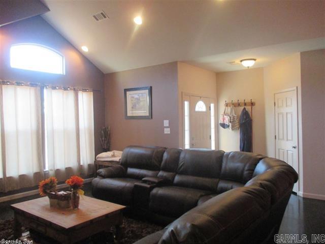 Gray Oaks - Residential