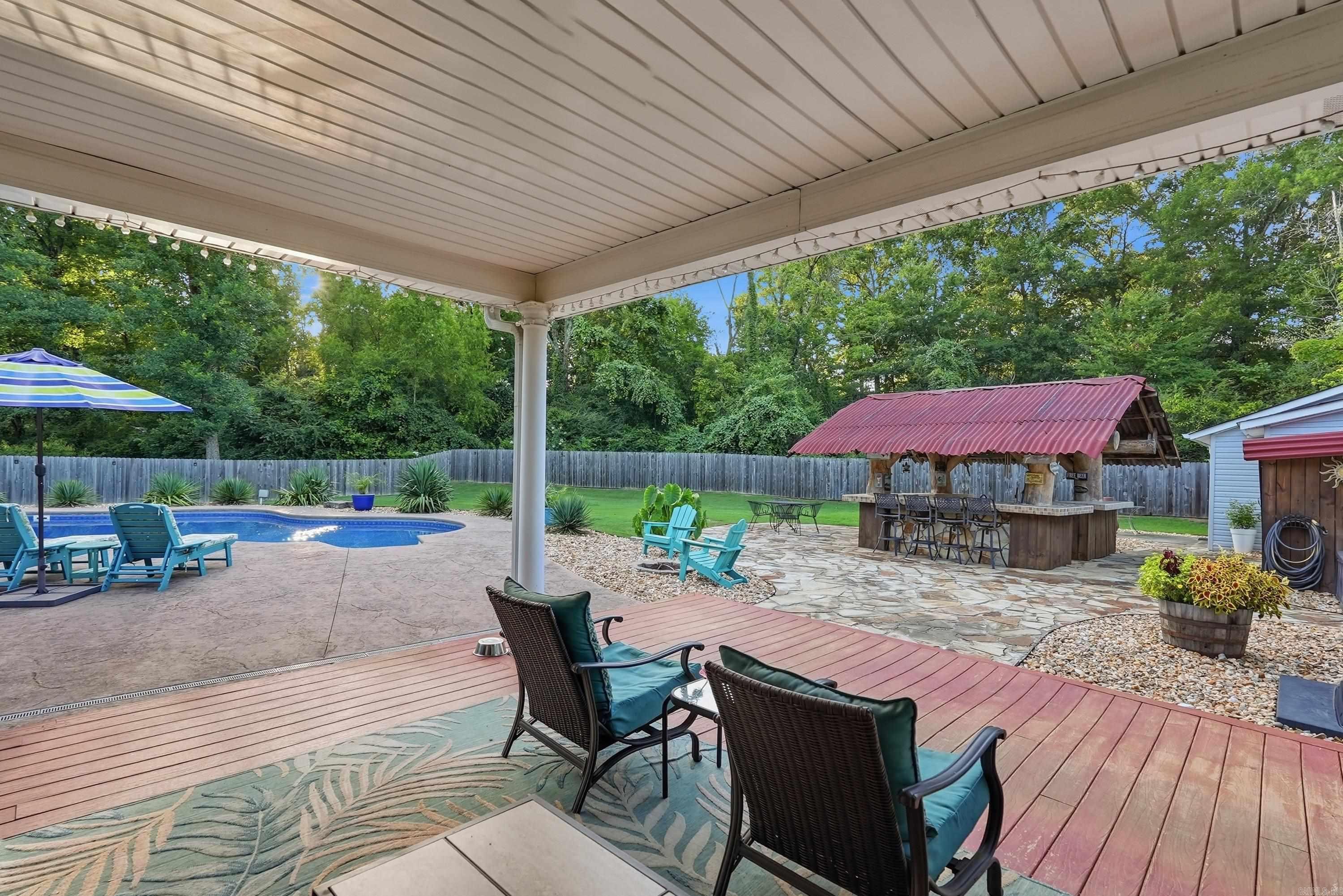 EAGLE MANOR - Residential
