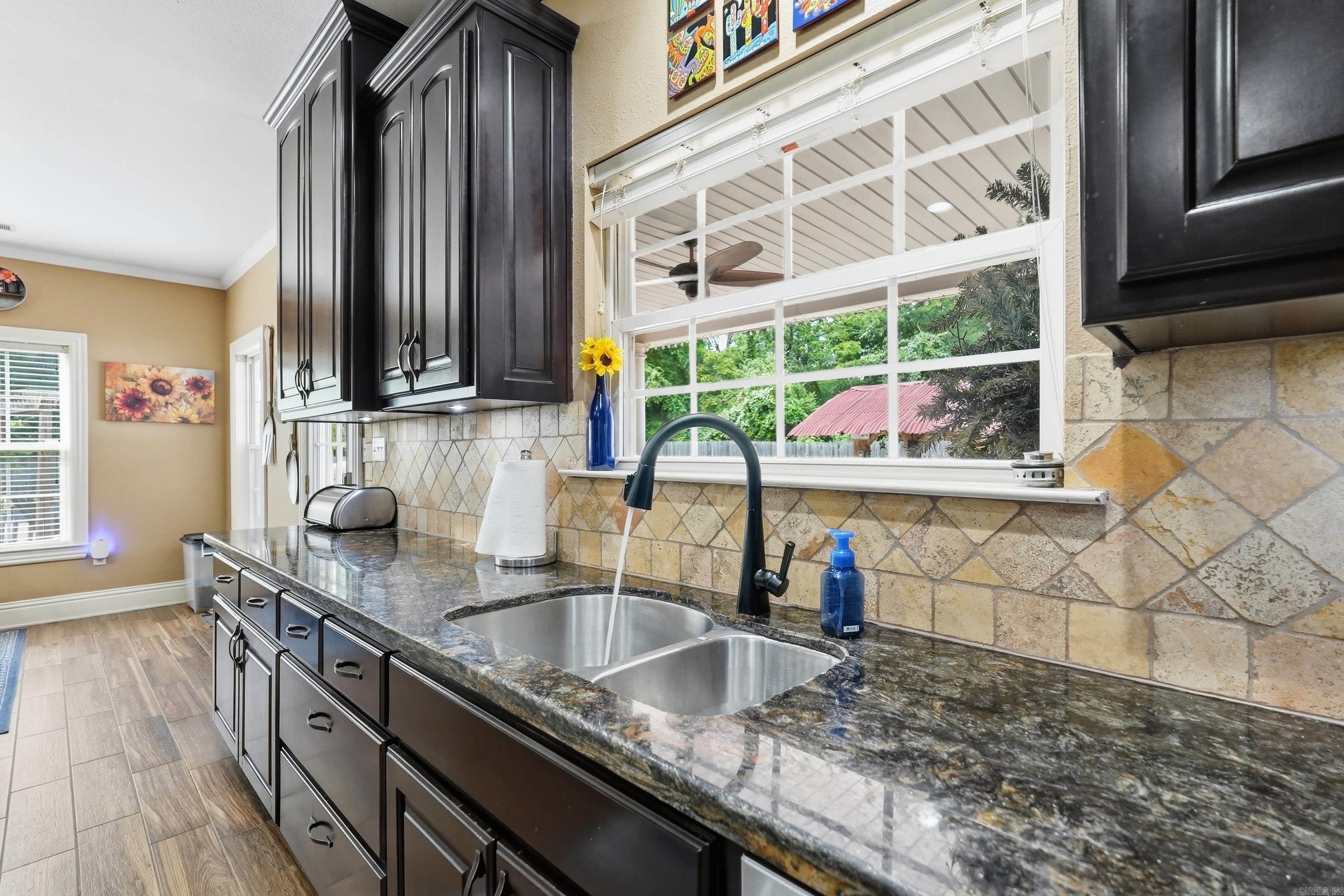 EAGLE MANOR - Residential