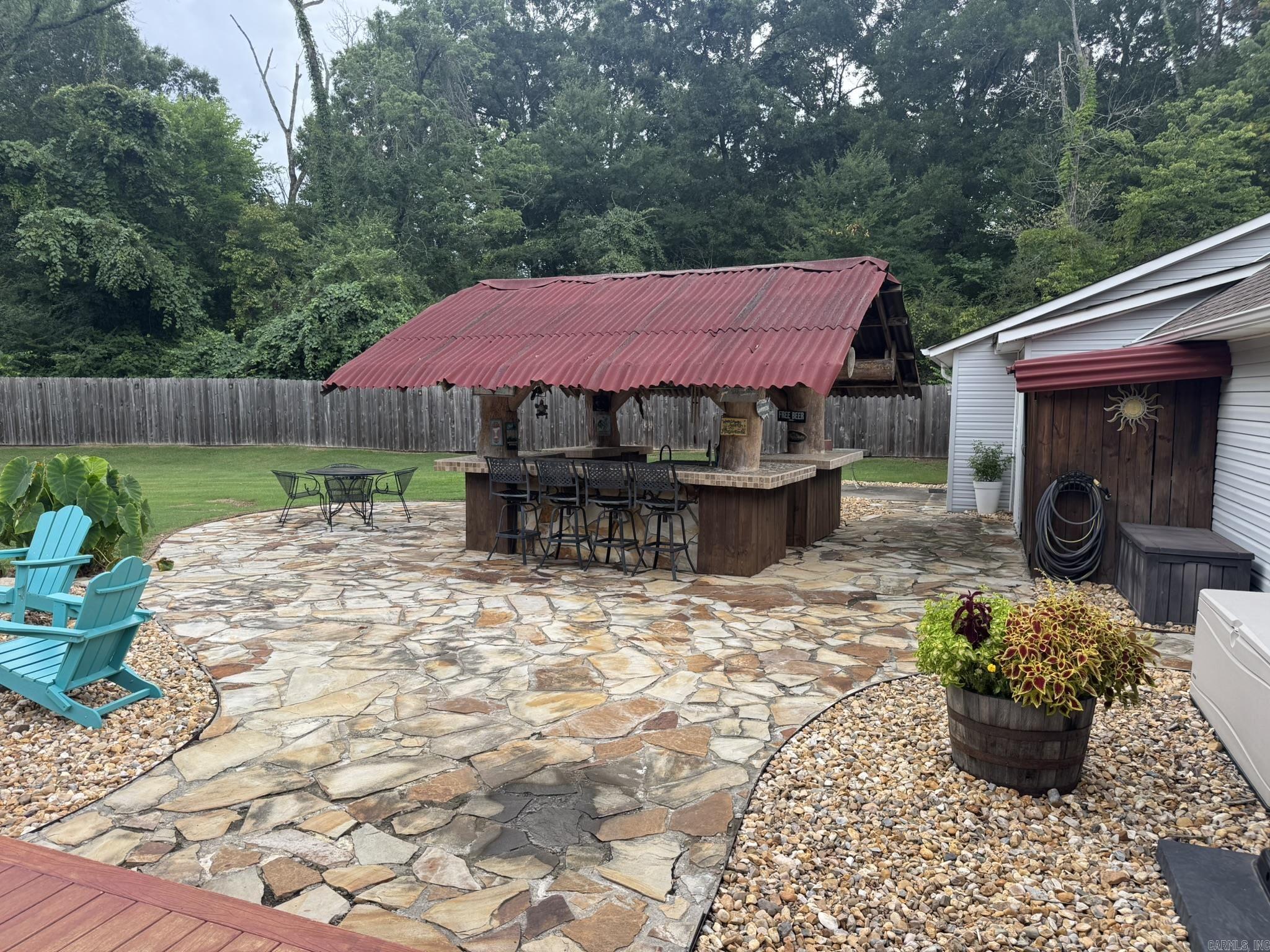 EAGLE MANOR - Residential