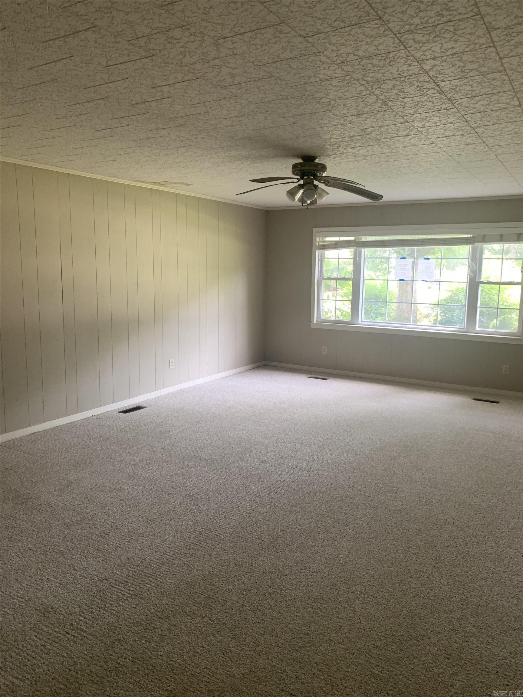 ARKANSAS HGTS - Residential