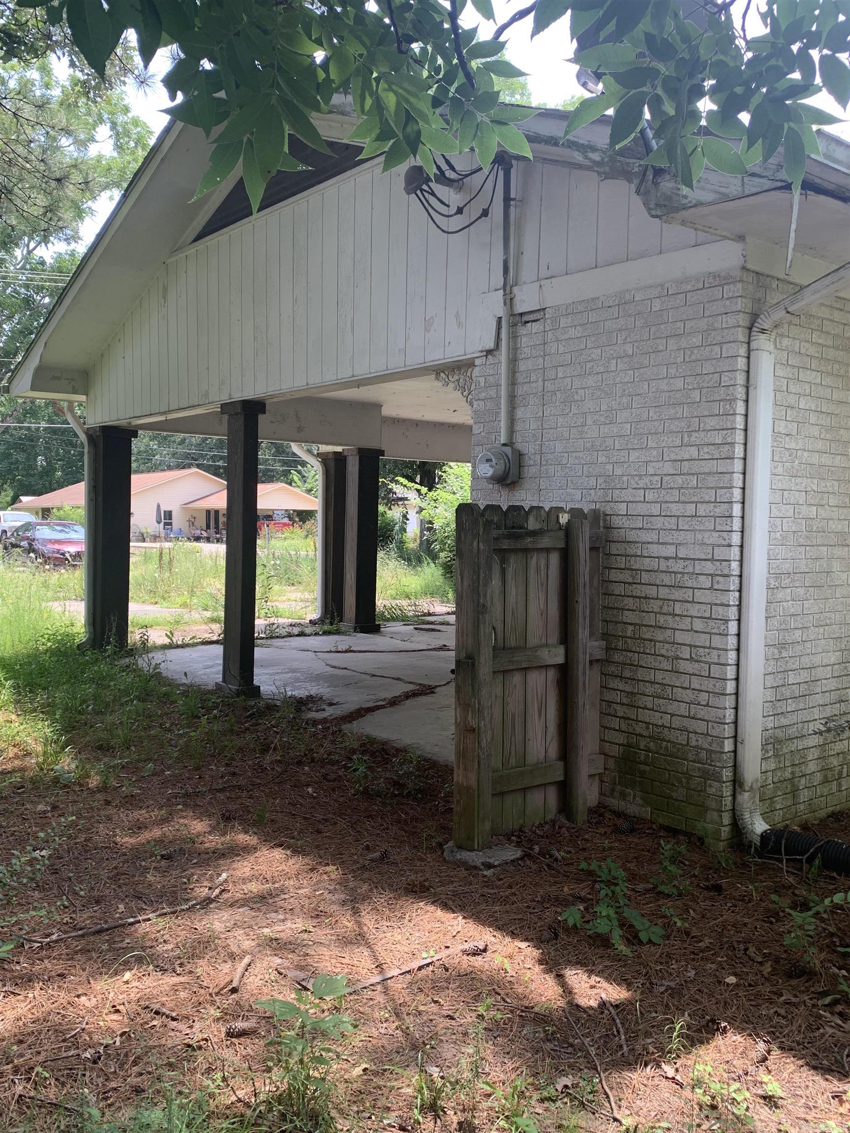 ARKANSAS HGTS - Residential