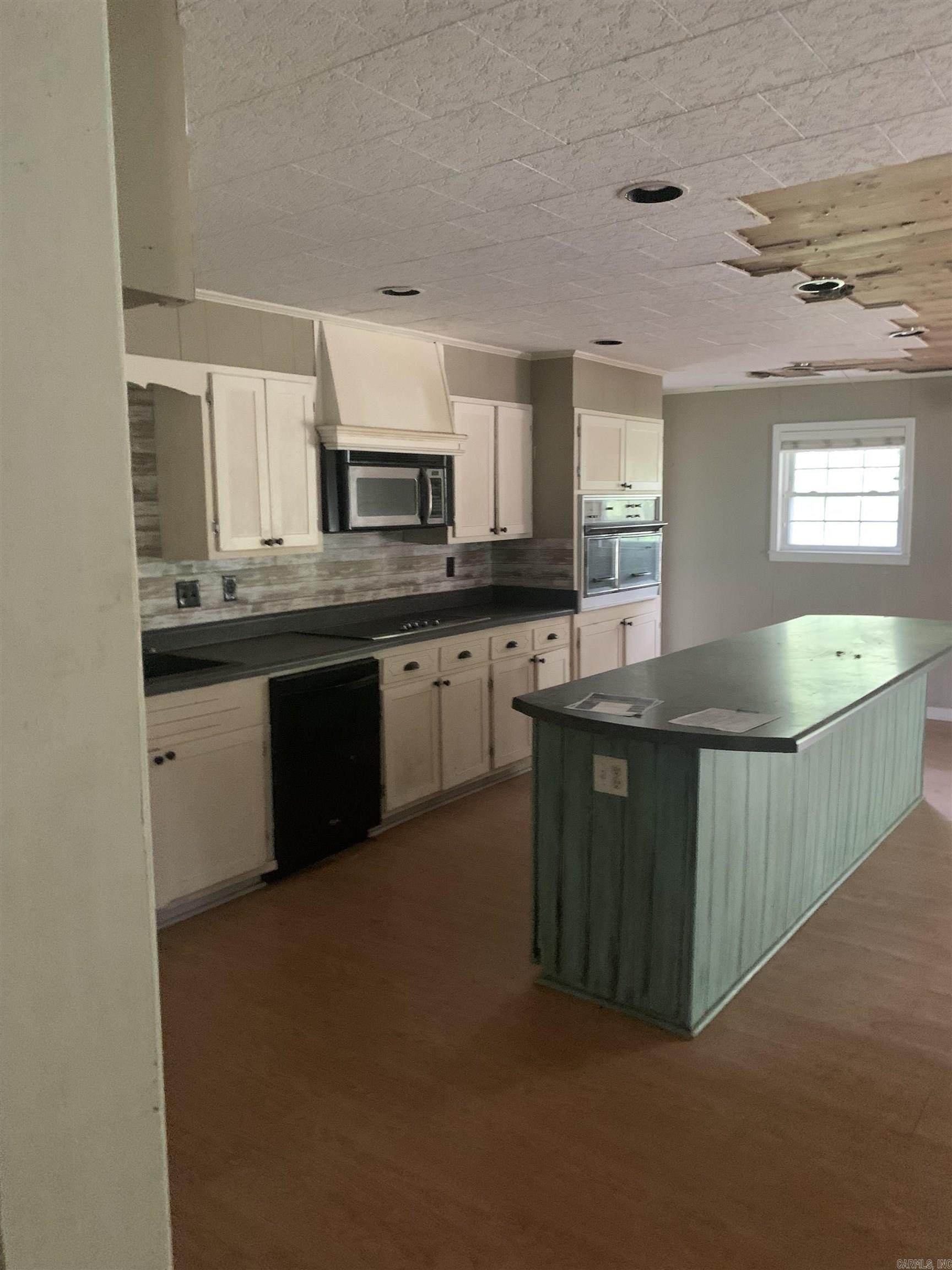 ARKANSAS HGTS - Residential