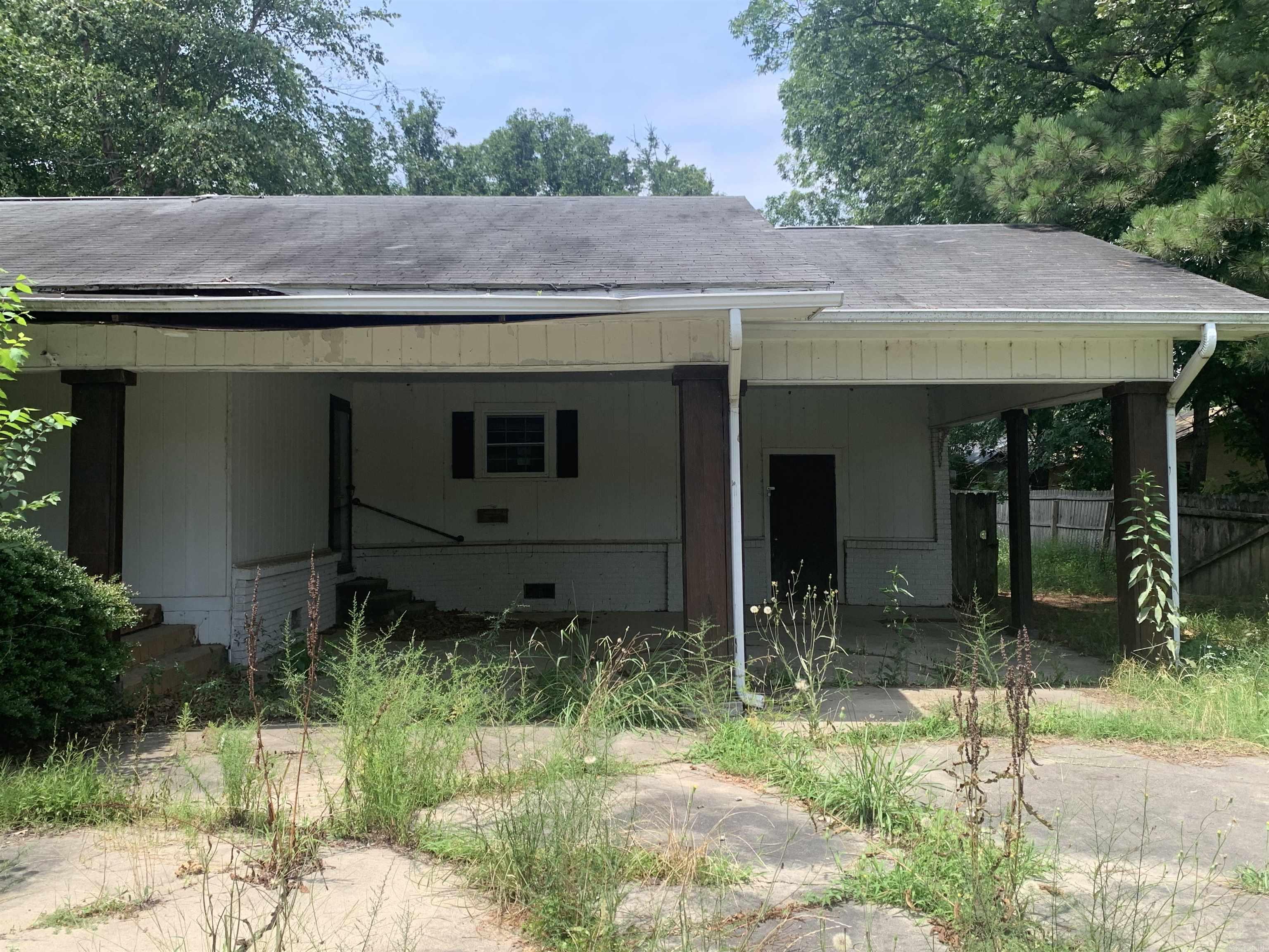 ARKANSAS HGTS - Residential