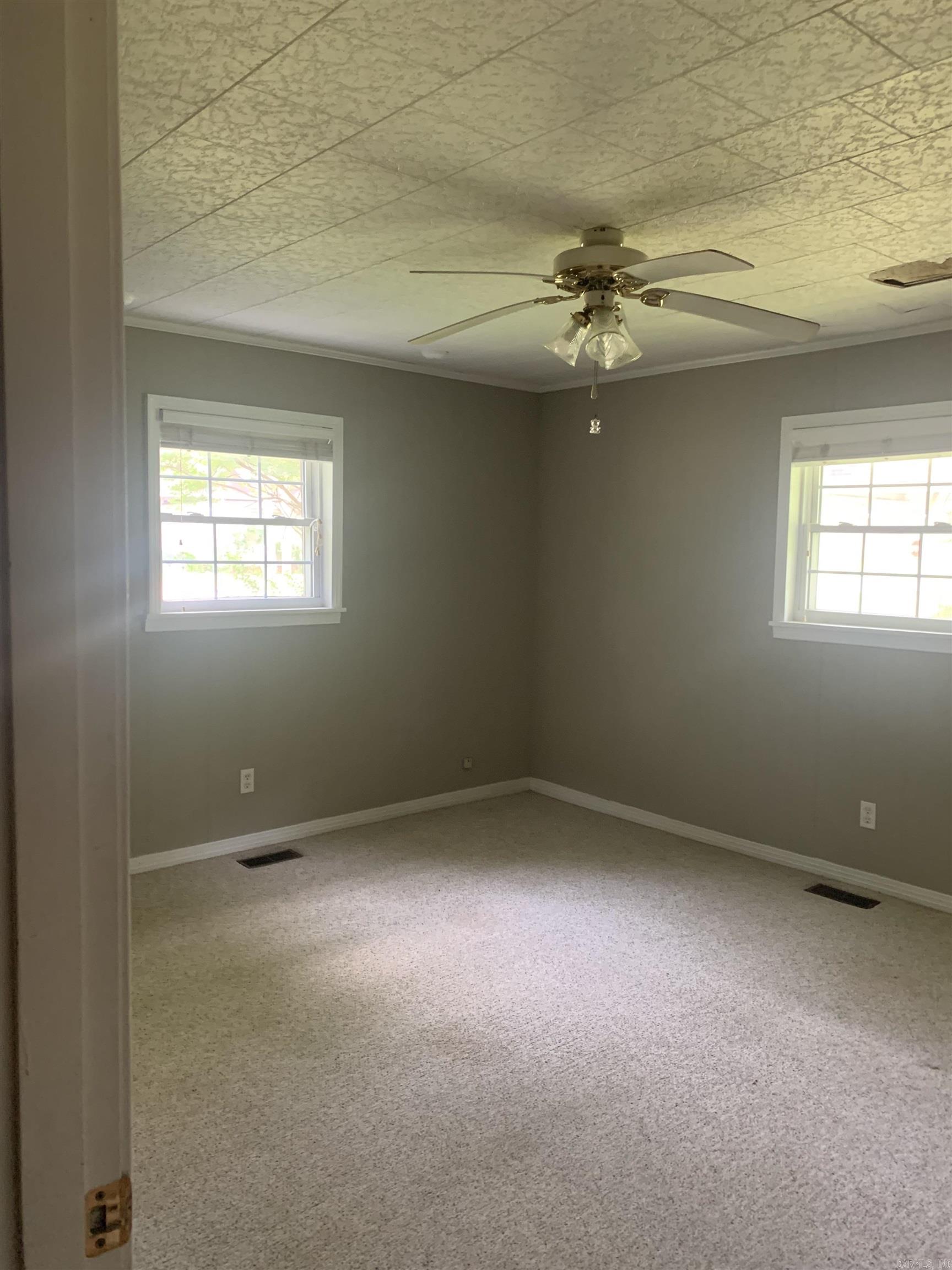 ARKANSAS HGTS - Residential