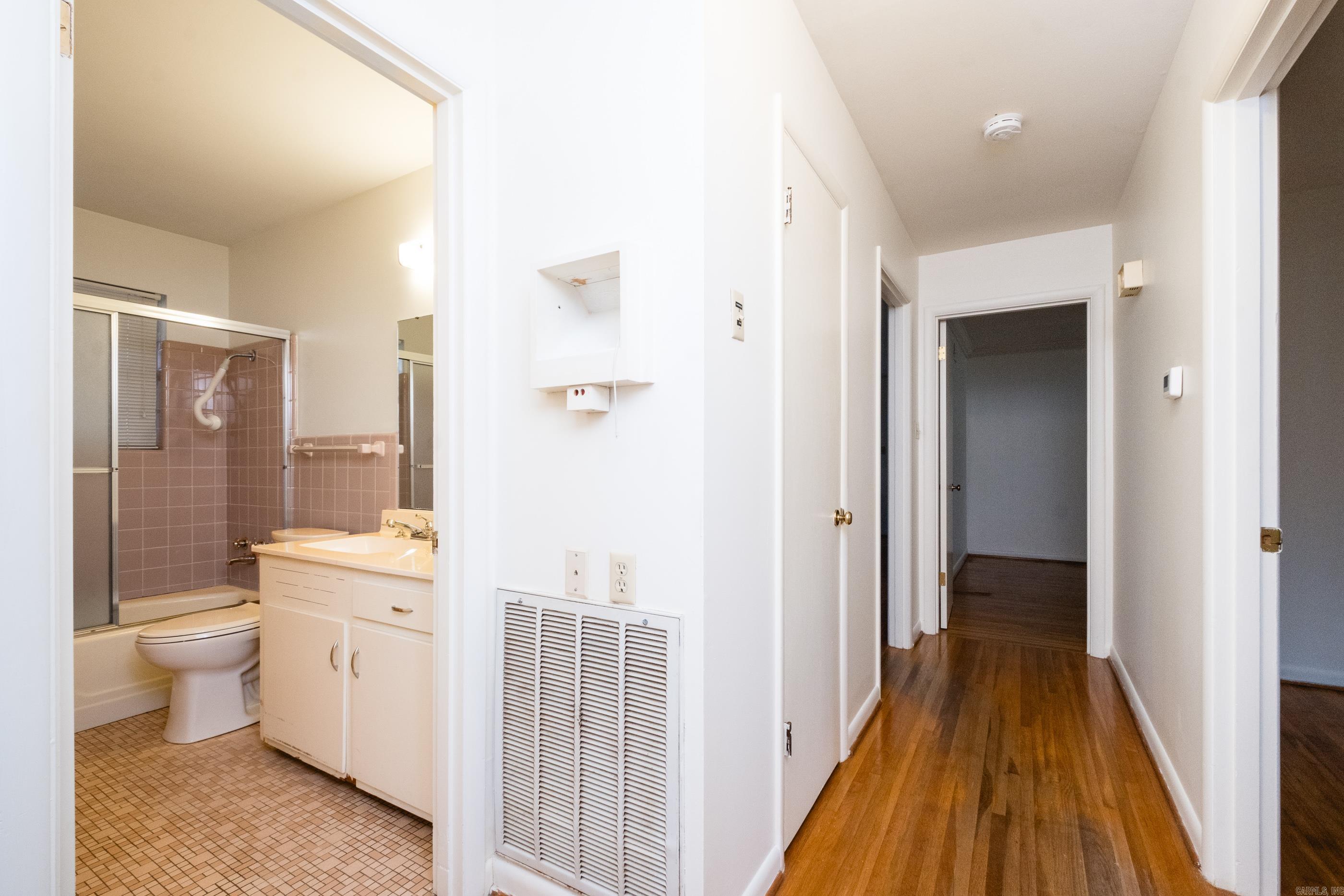 BROOK HOLLOW ADDN - Residential