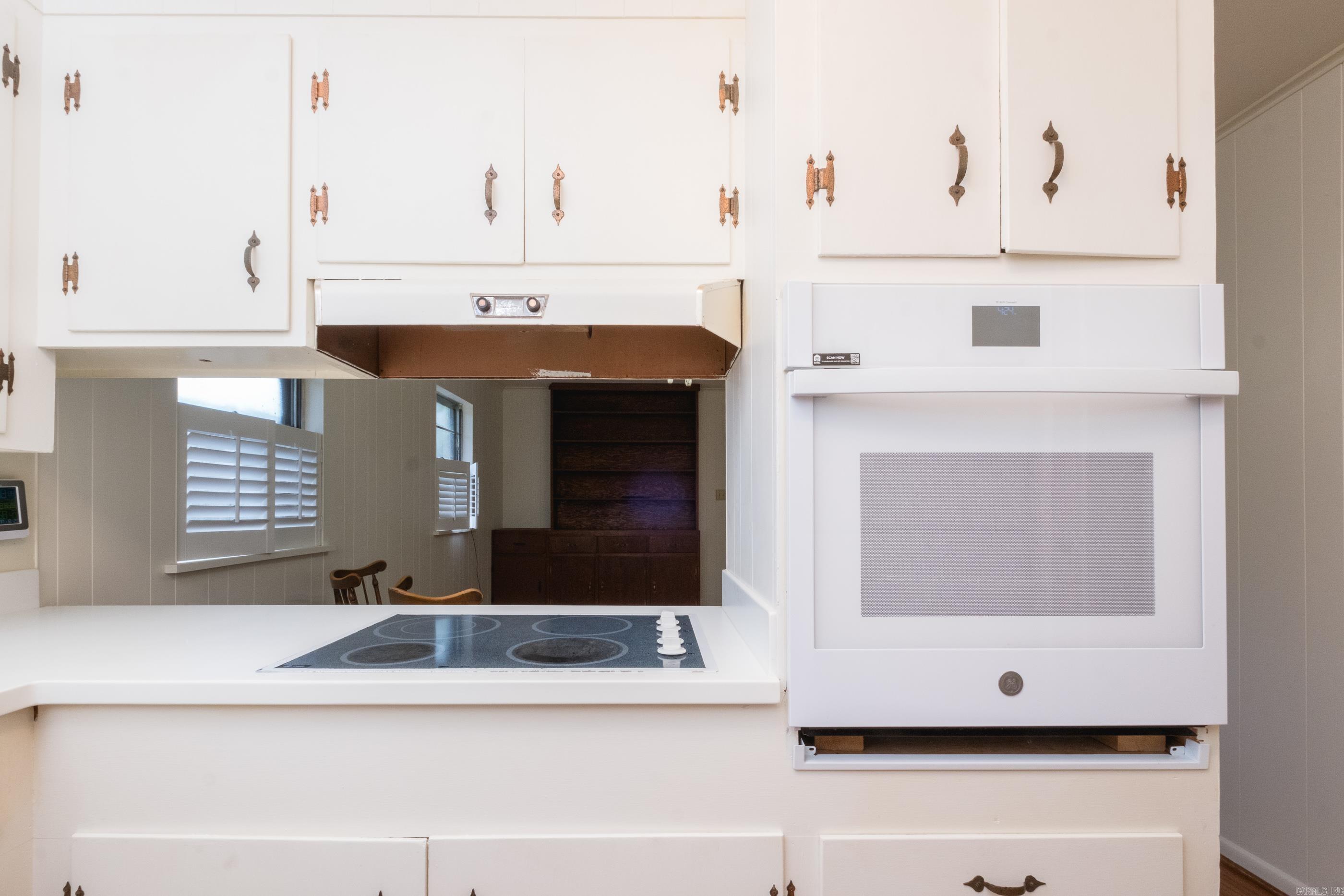 BROOK HOLLOW ADDN - Residential