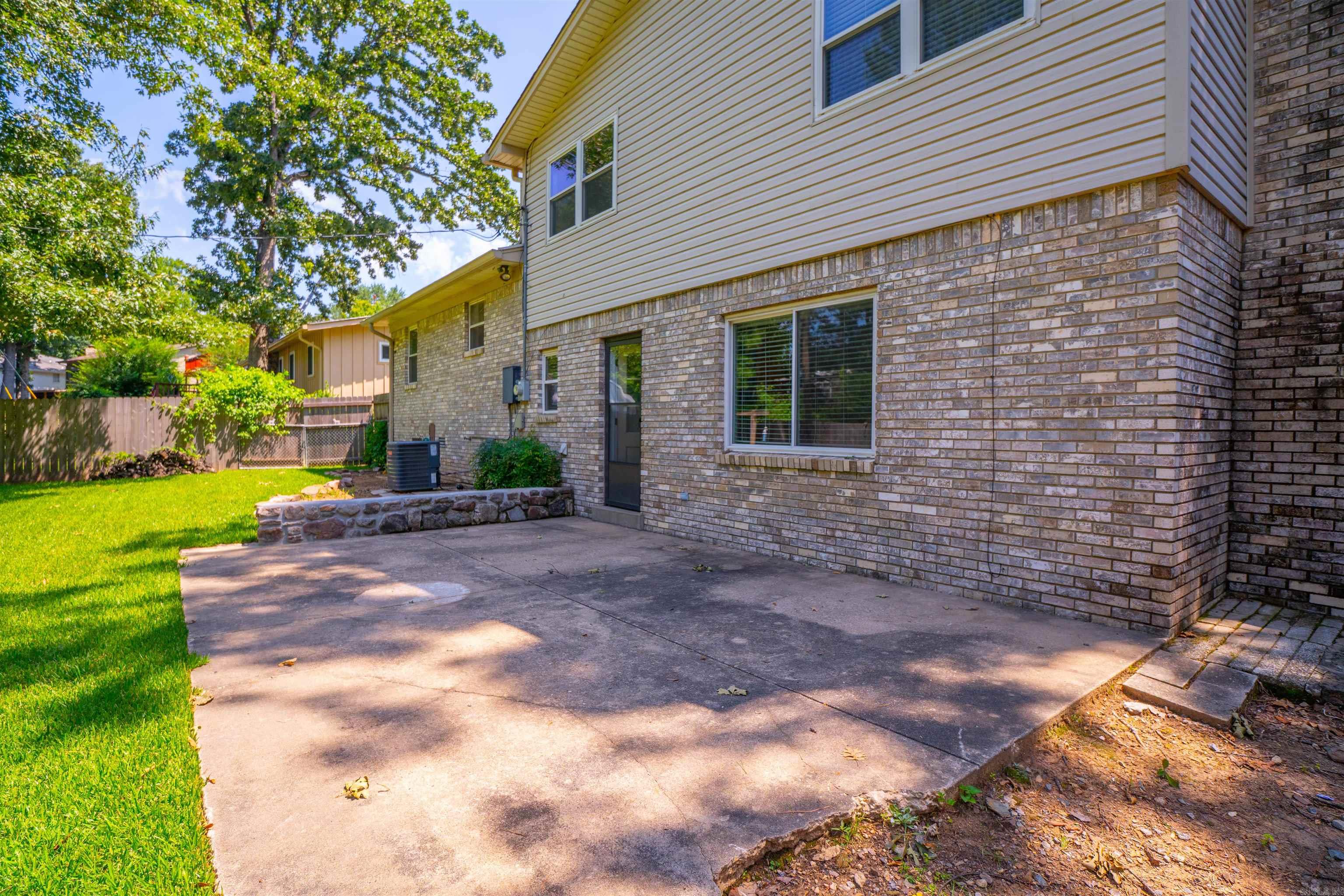 COLONY WEST - Residential