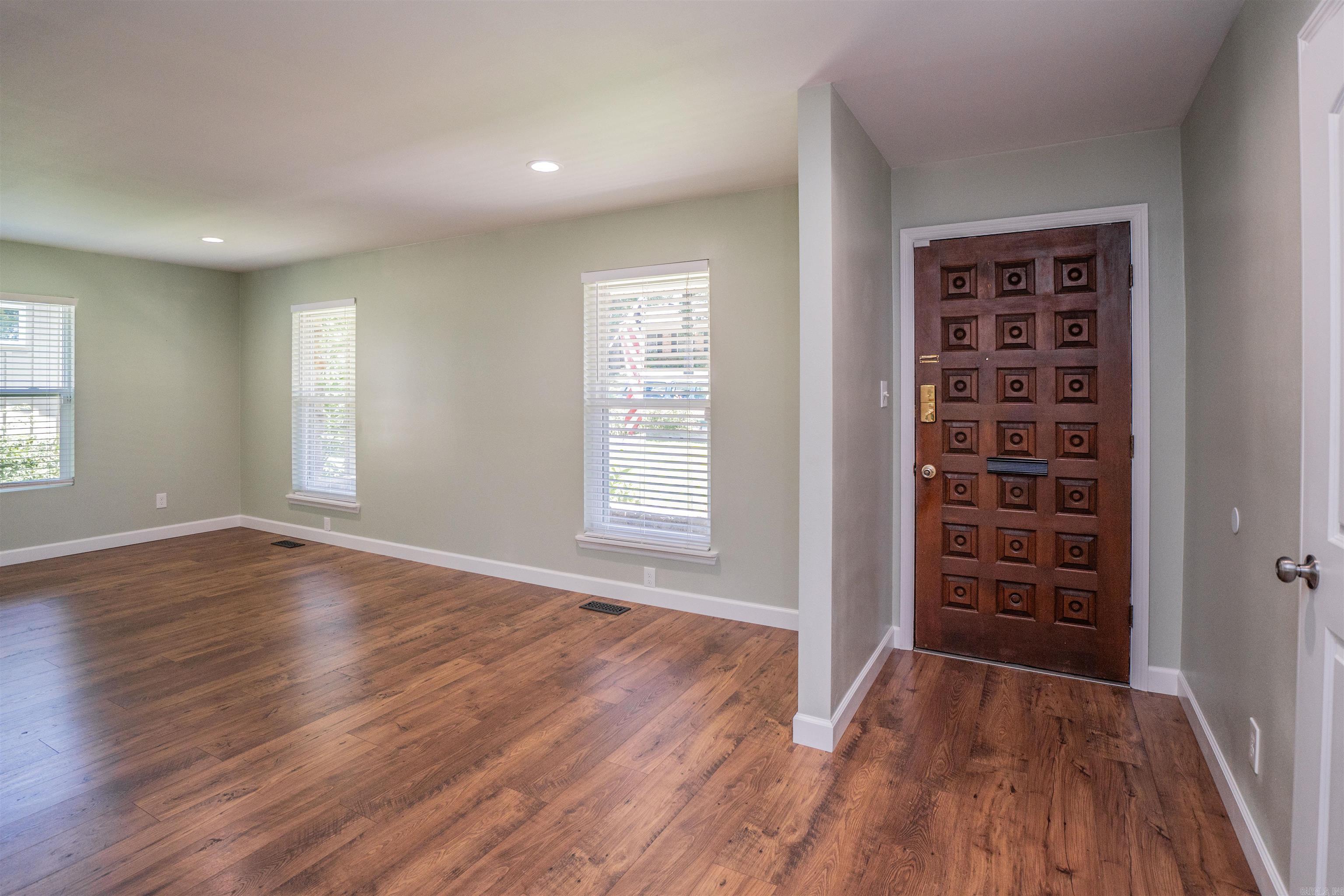 COLONY WEST - Residential