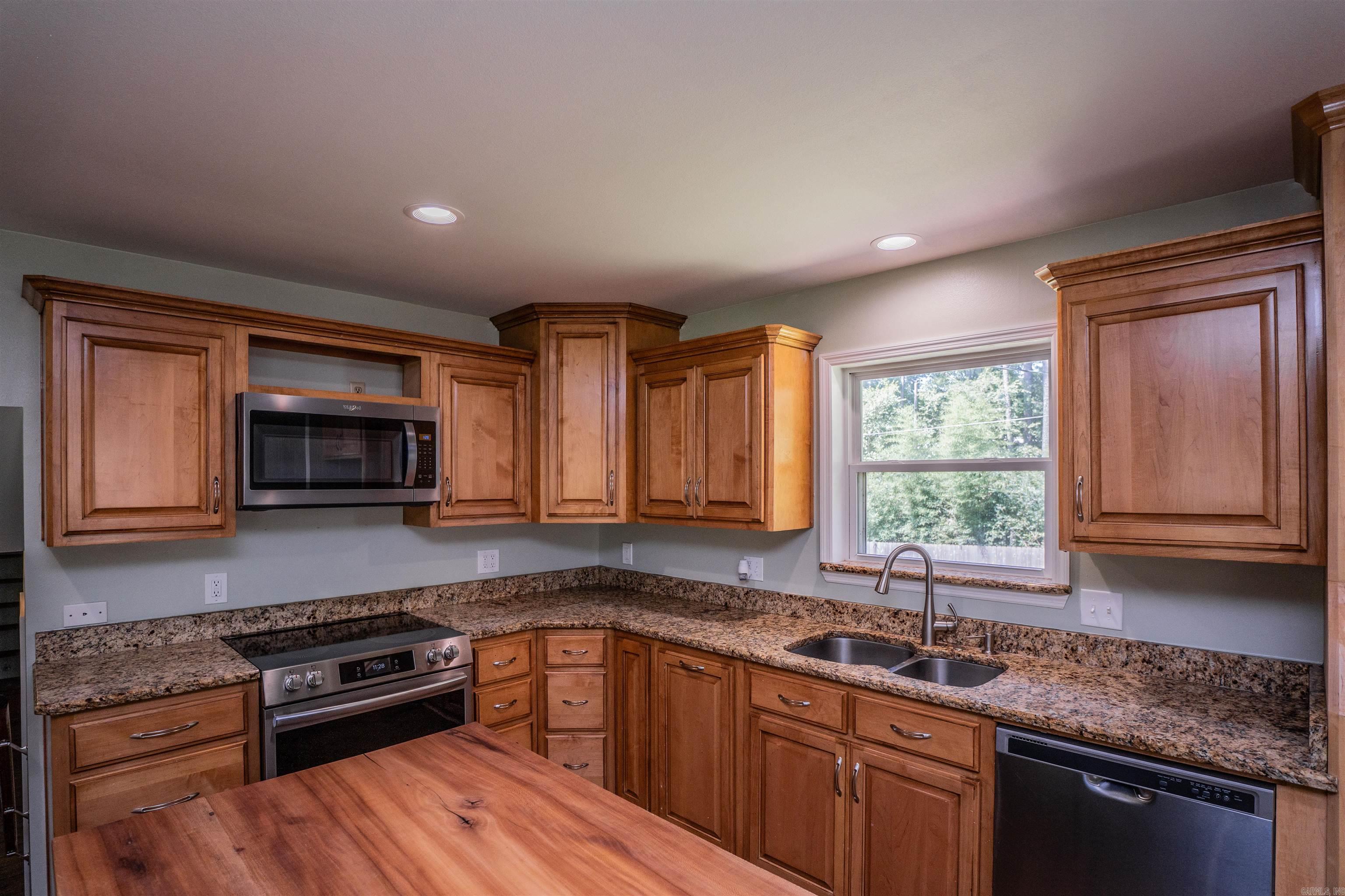 COLONY WEST - Residential