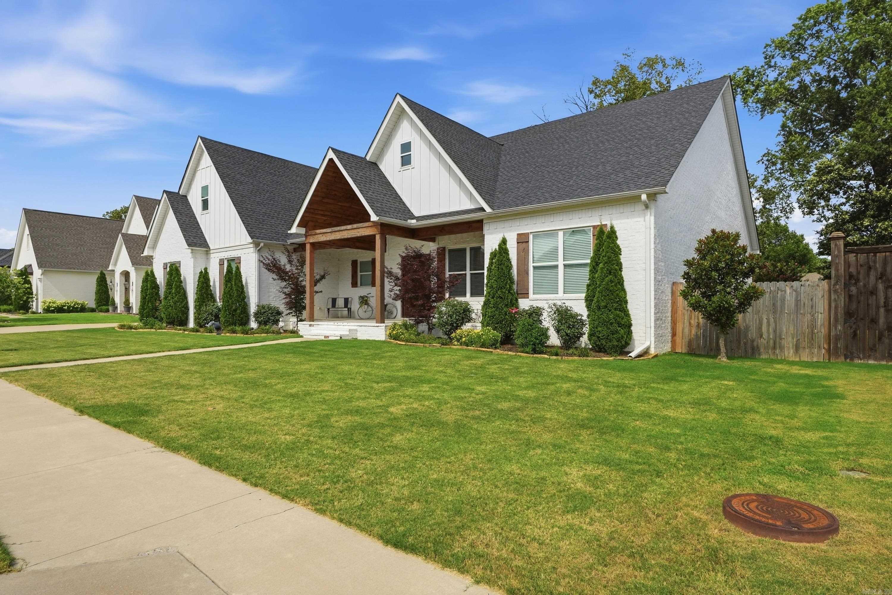 WINTERBROOK - Residential