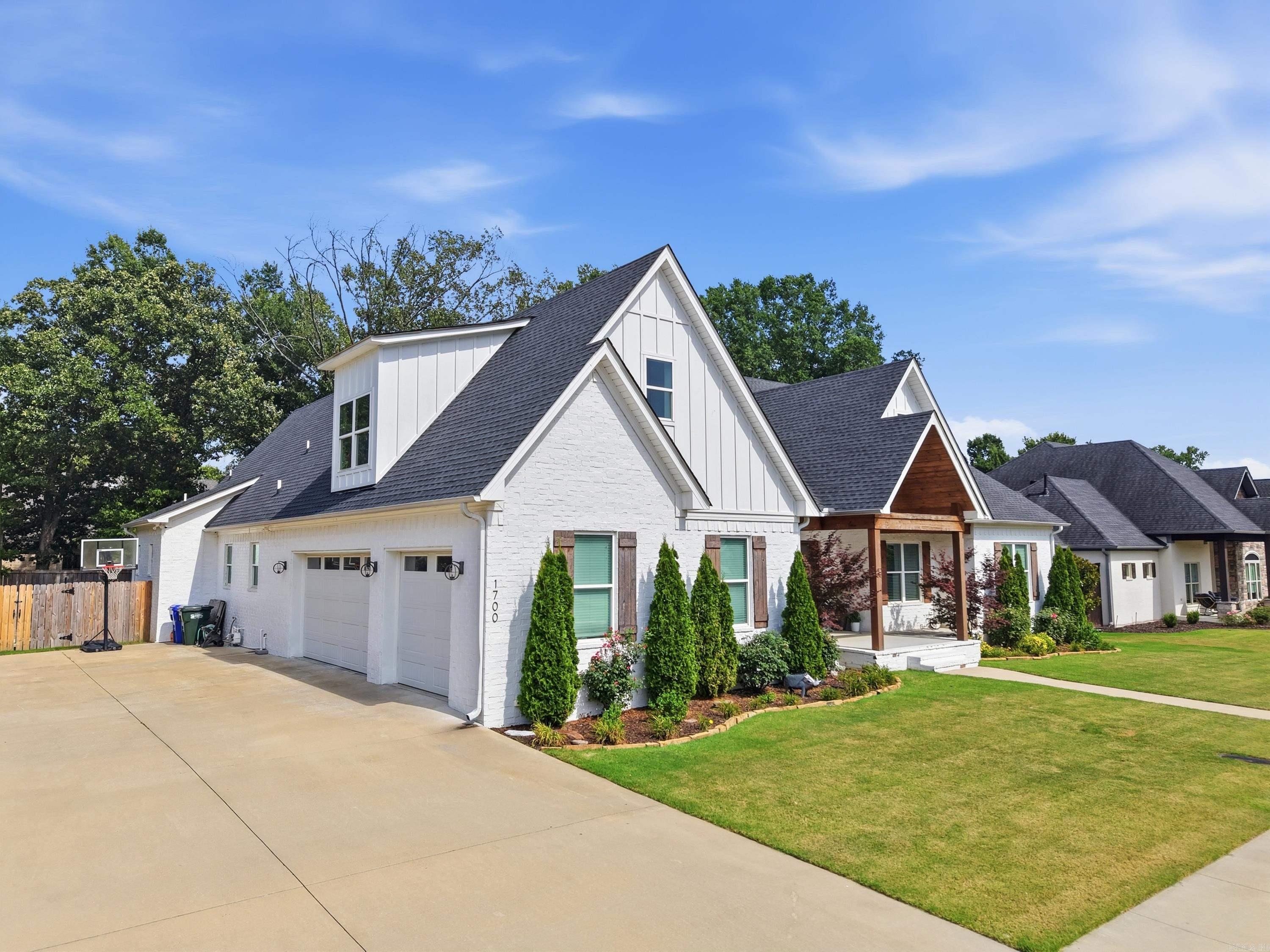 WINTERBROOK - Residential