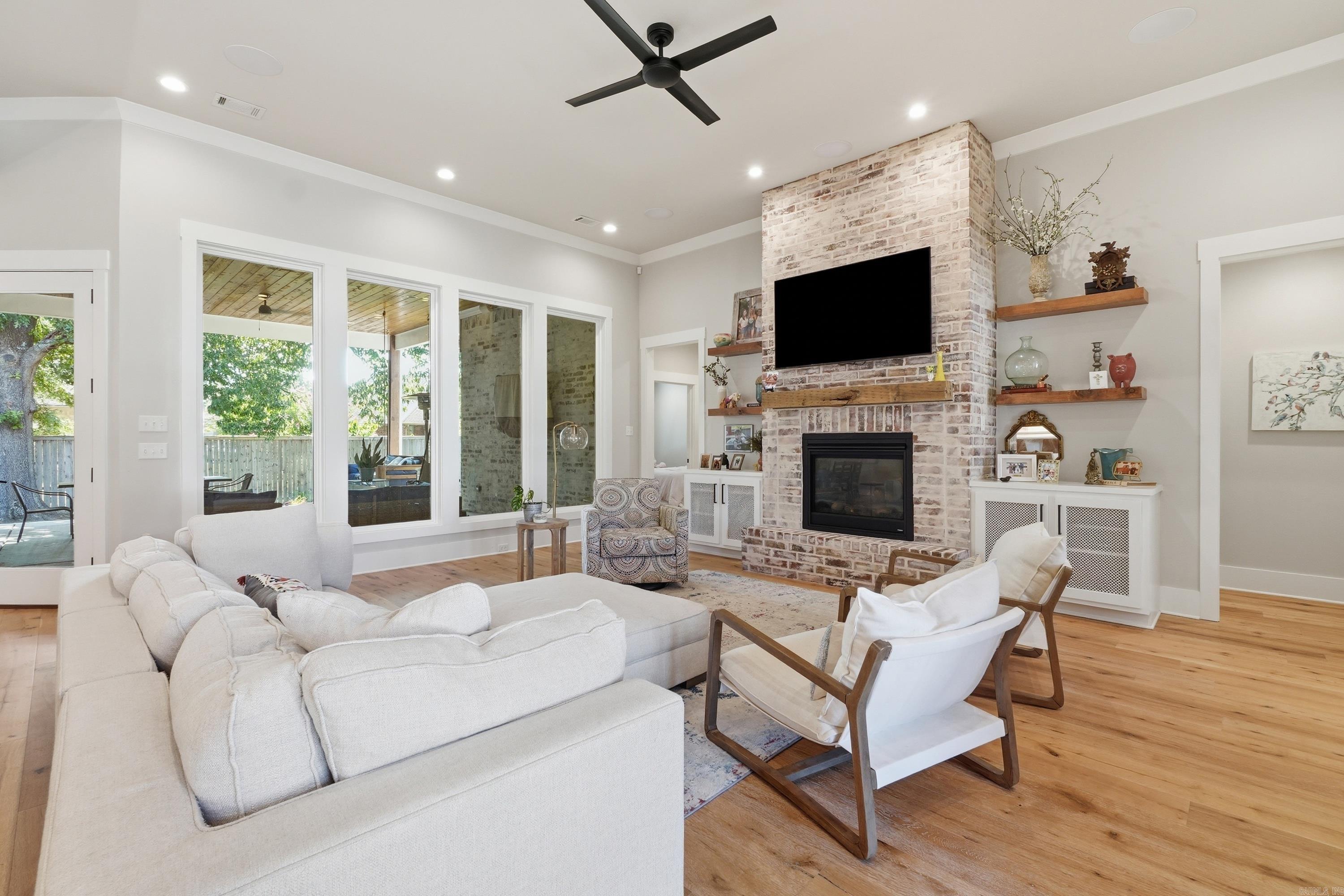 WINTERBROOK - Residential